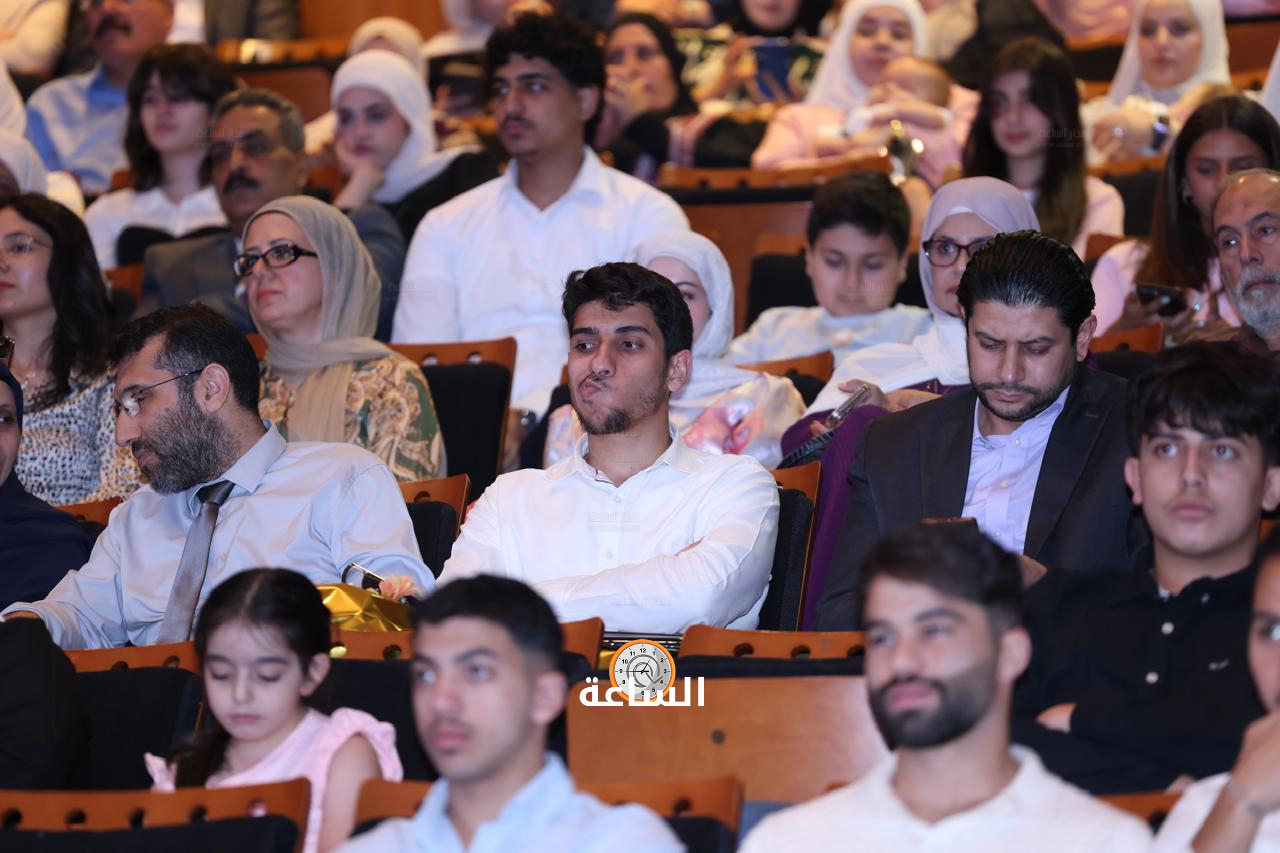 Madar Al-Saa Images 0.9562155411445608