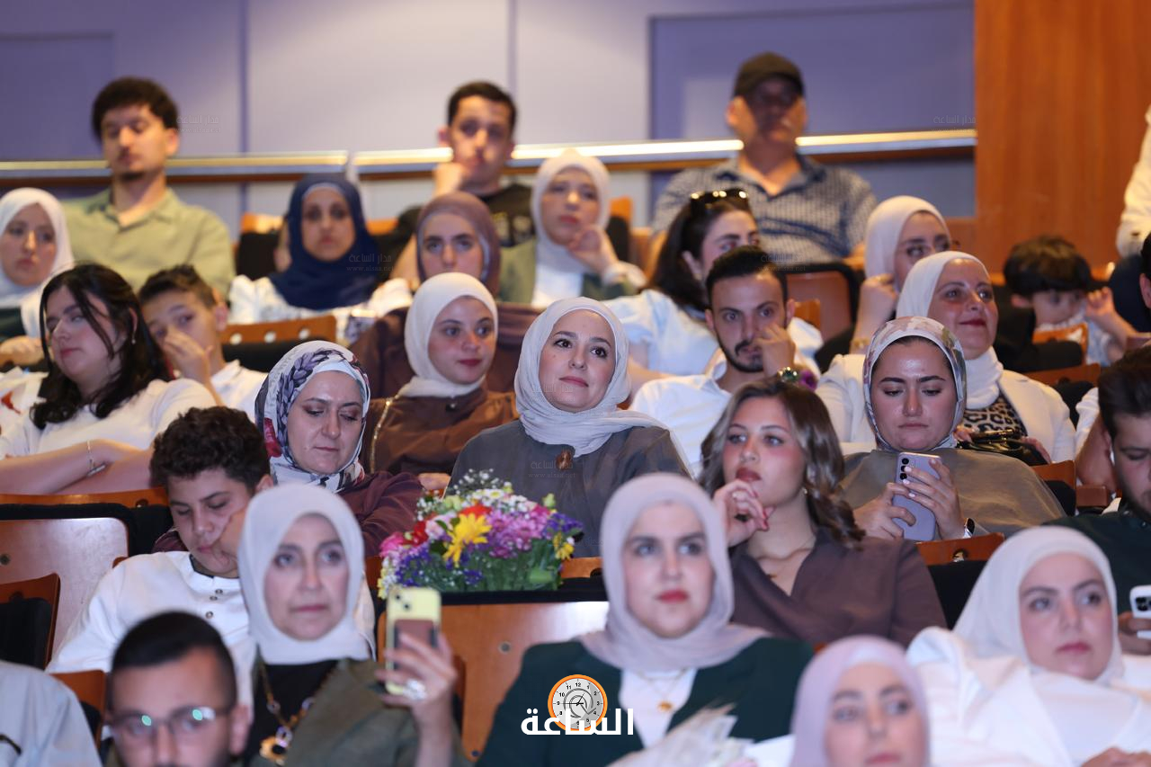 Madar Al-Saa Images 0.5031428699868401