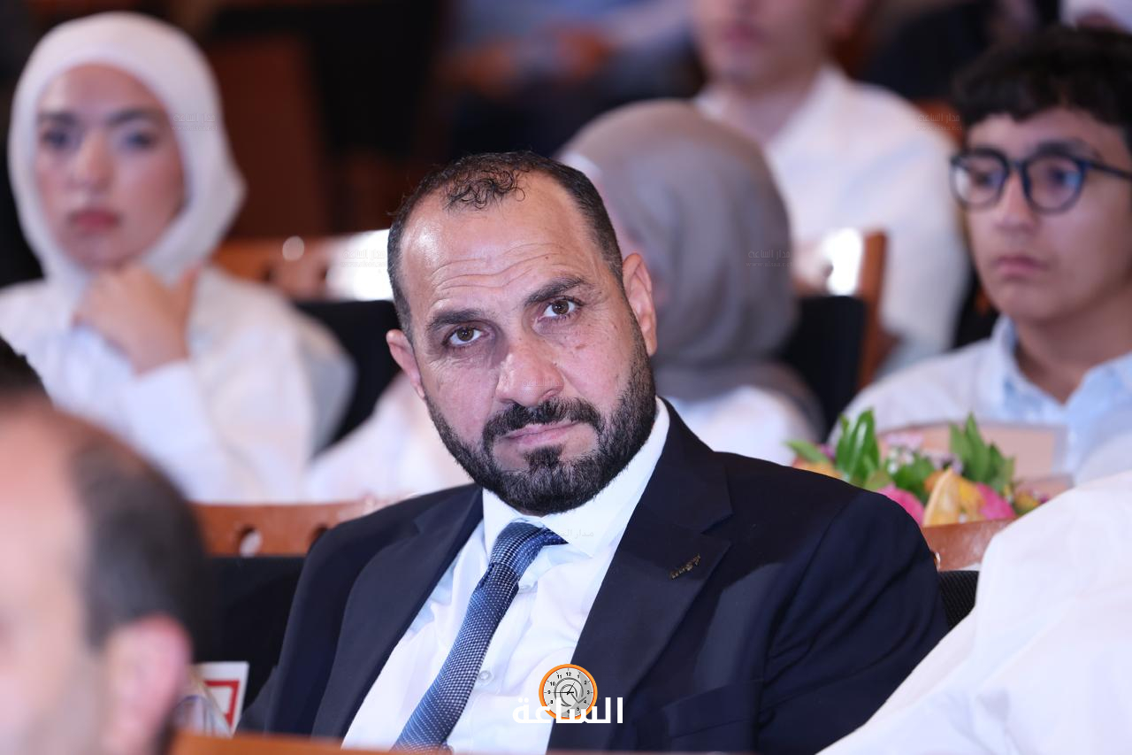 Madar Al-Saa Images 0.4850277451299344