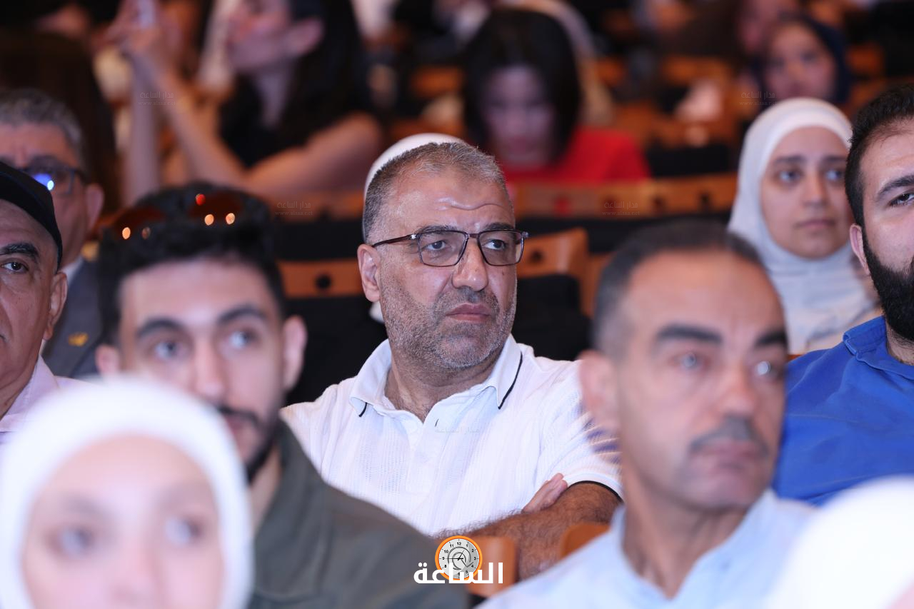 Madar Al-Saa Images 0.446068243516928