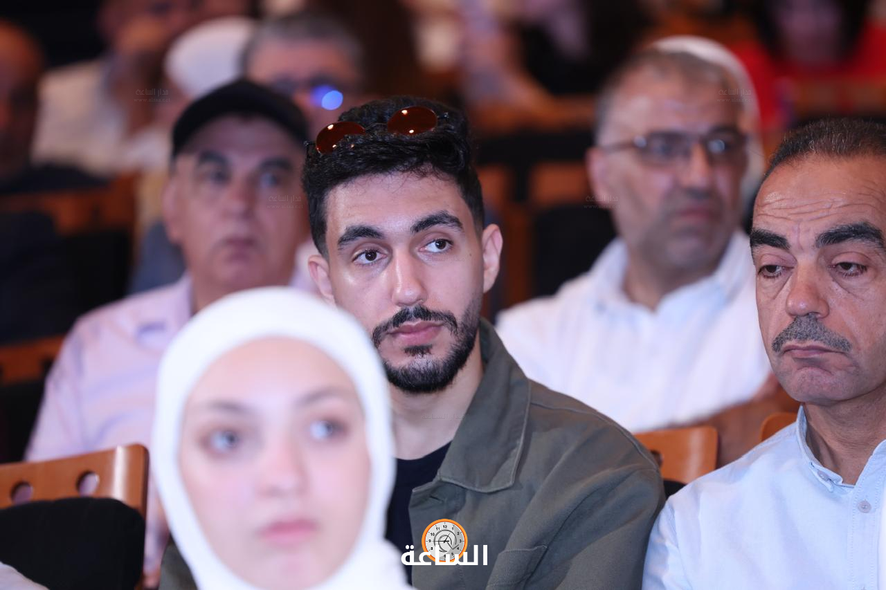 Madar Al-Saa Images 0.2868857919968286