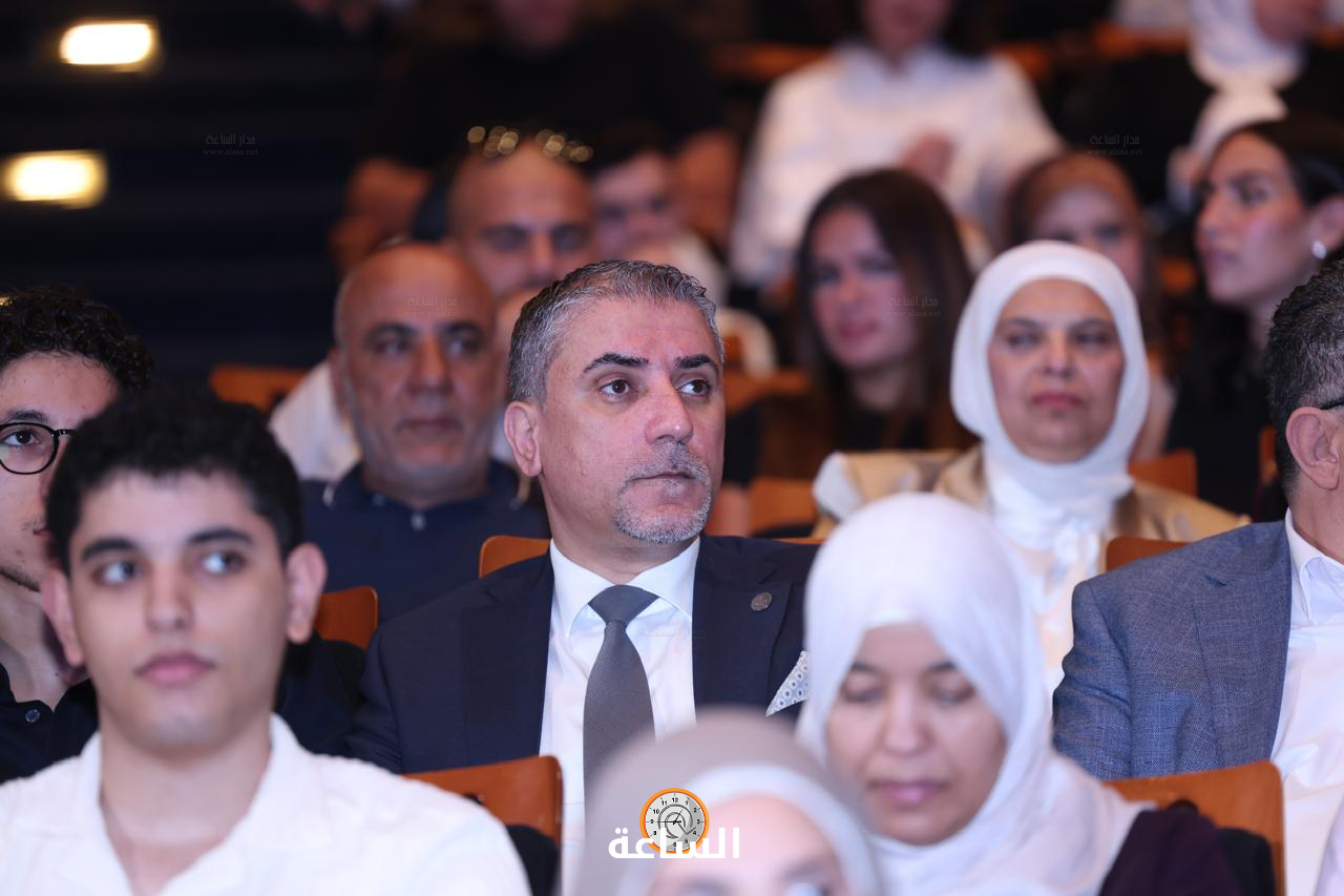 Madar Al-Saa Images 0.9975154474505198