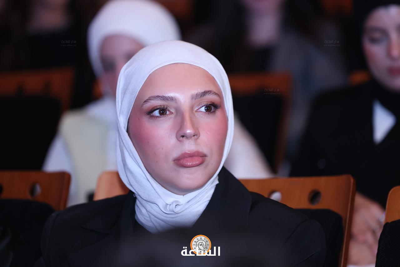 Madar Al-Saa Images 0.7079322305304157
