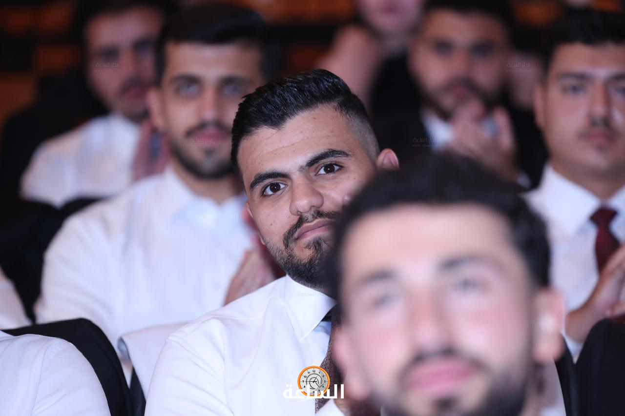 Madar Al-Saa Images 0.8929448094984095