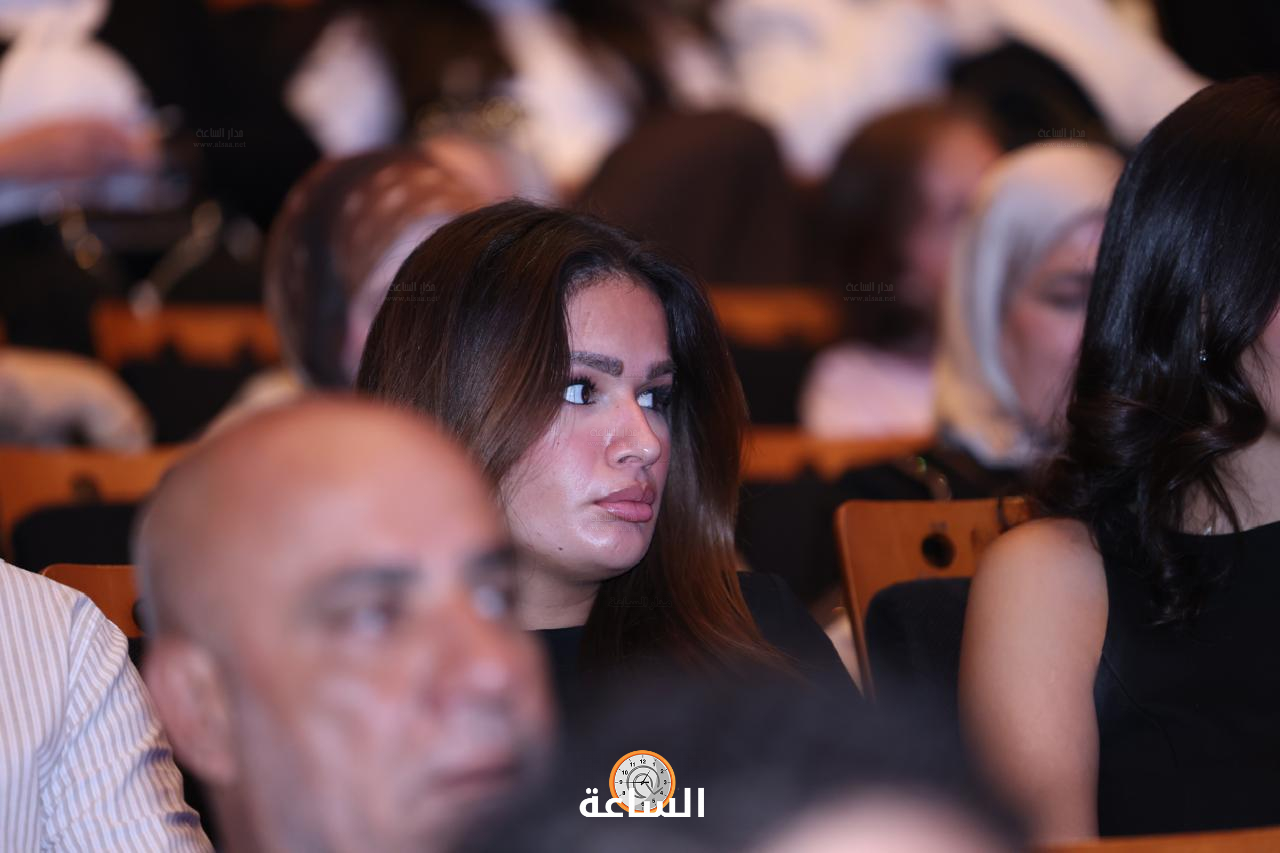 Madar Al-Saa Images 0.40990020818186623
