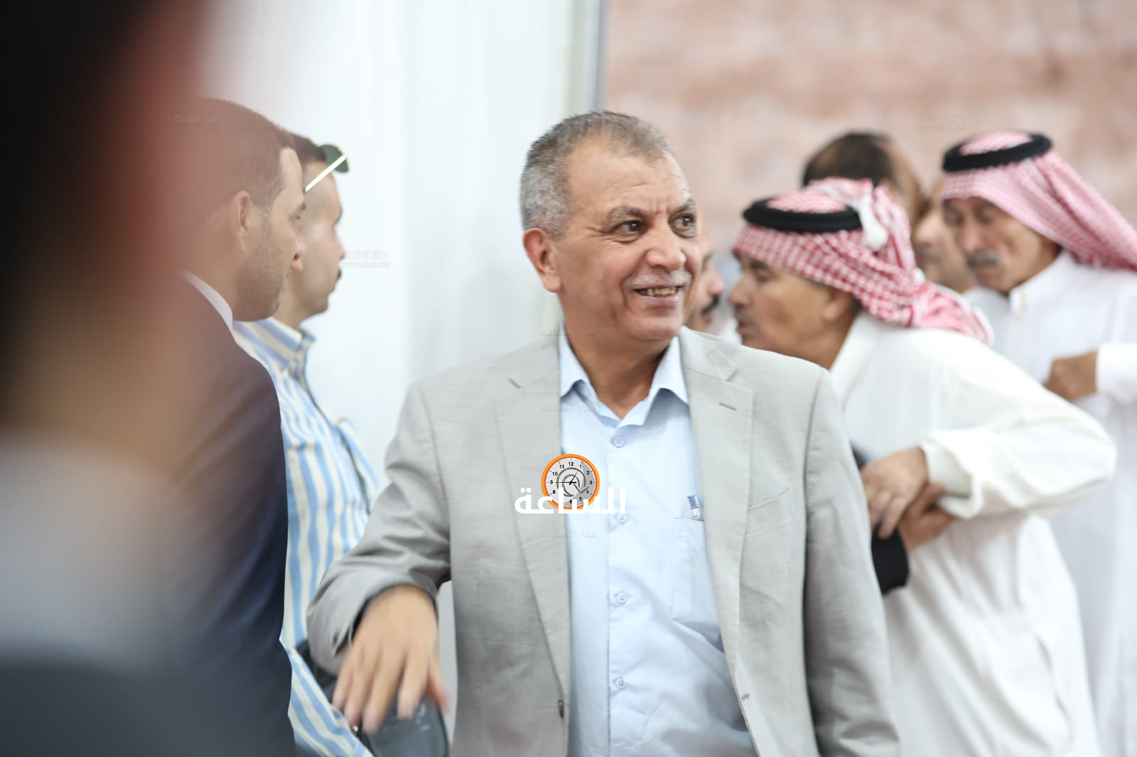 Madar Al-Saa Images 0.5383245083846411