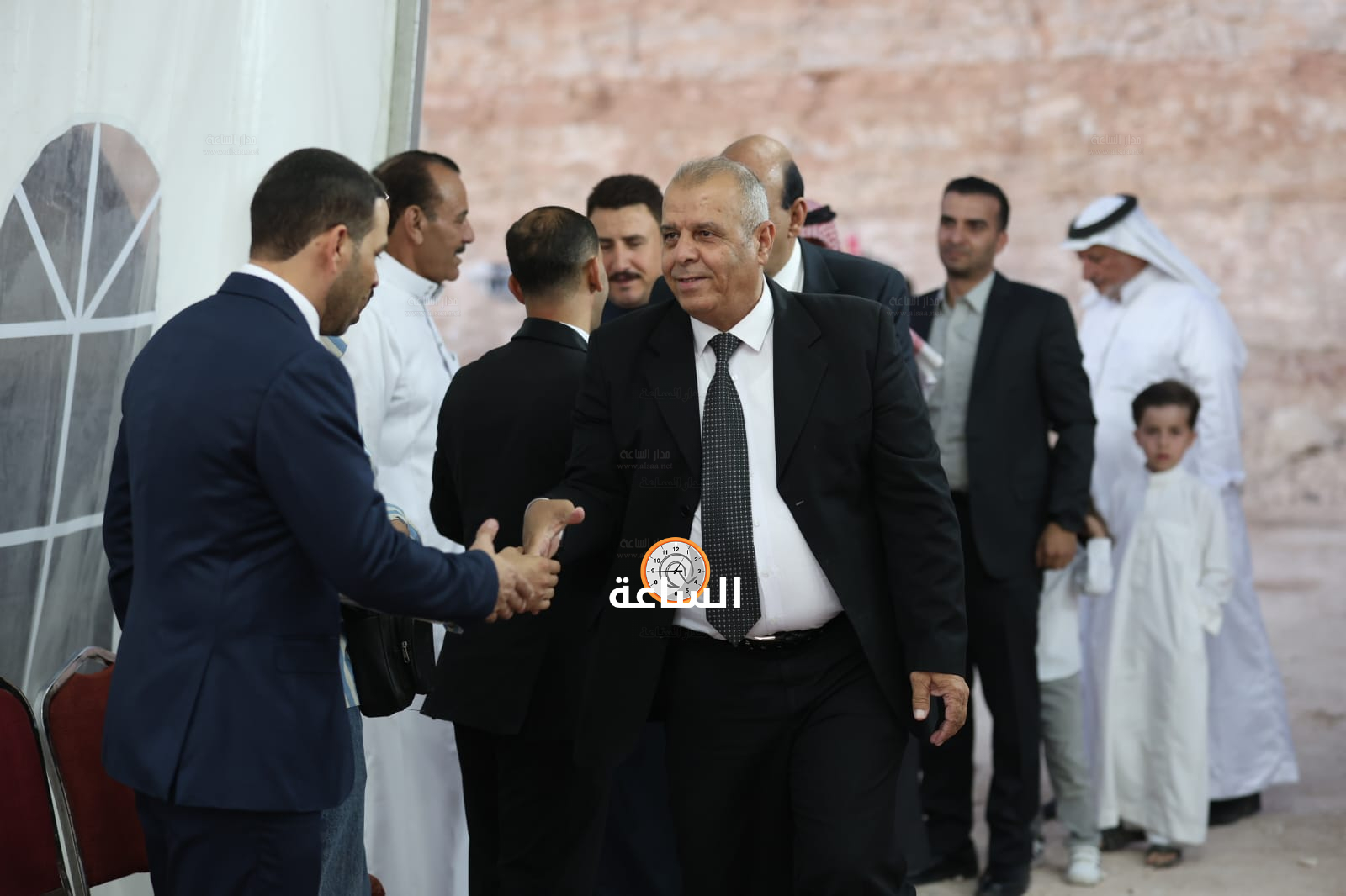 Madar Al-Saa Images 0.013788680626090066