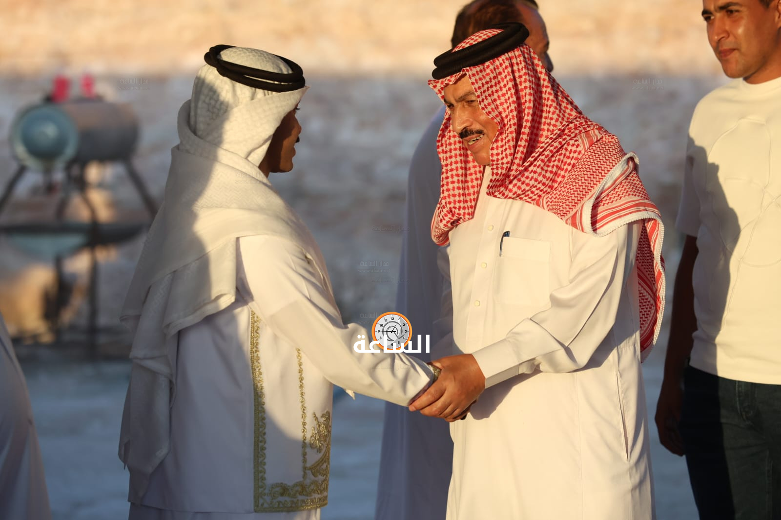 Madar Al-Saa Images 0.05553908577666633