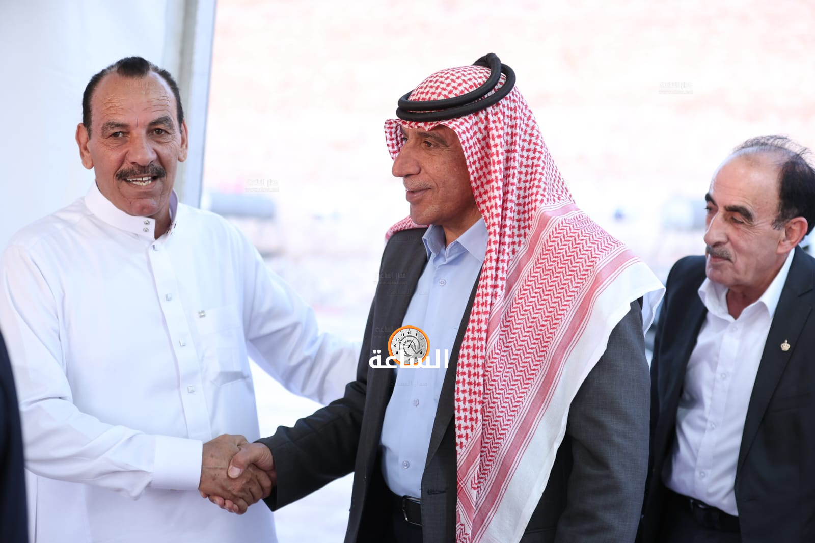 Madar Al-Saa Images 0.8080988447860492