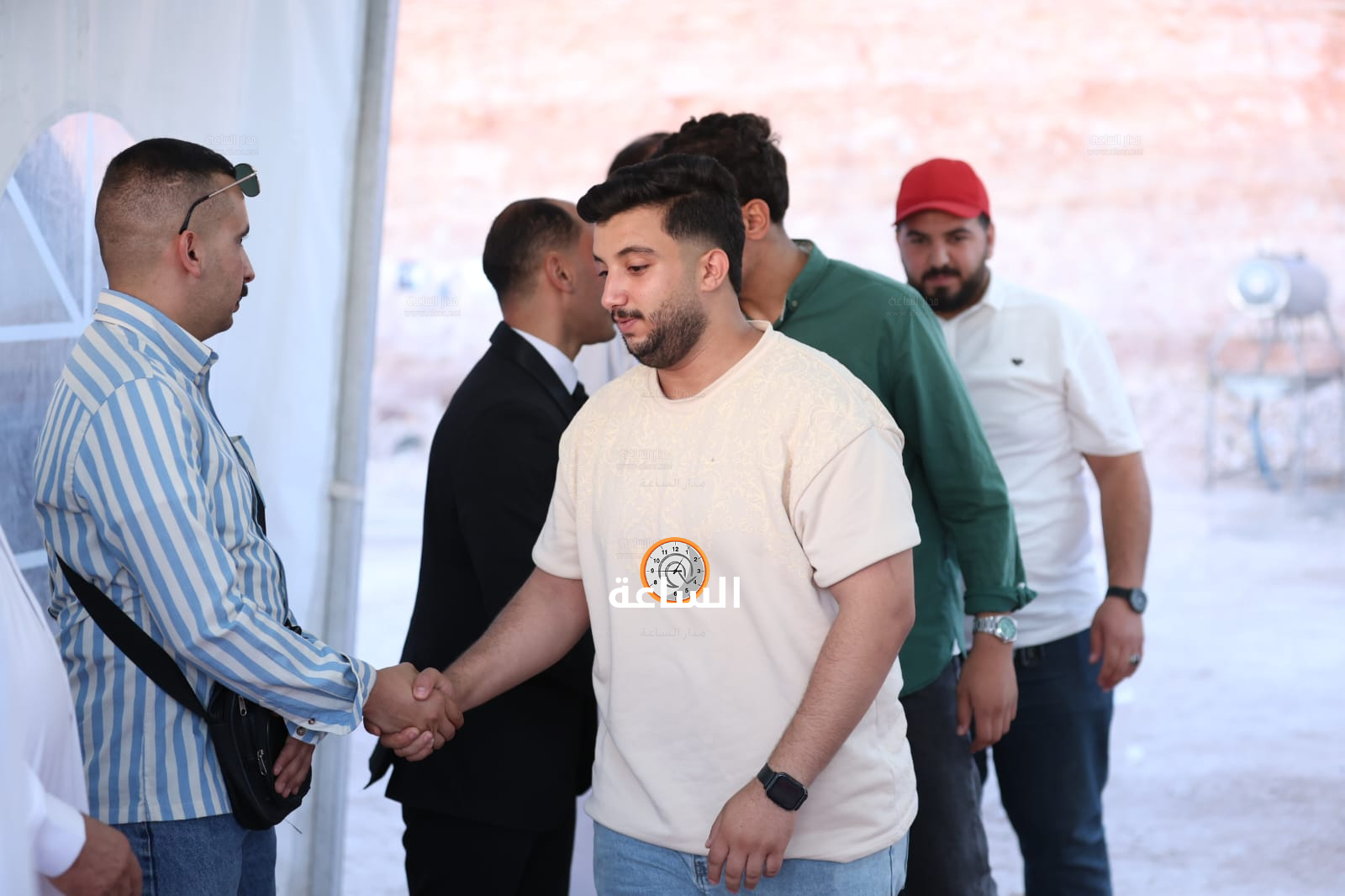 Madar Al-Saa Images 0.08117247848754272