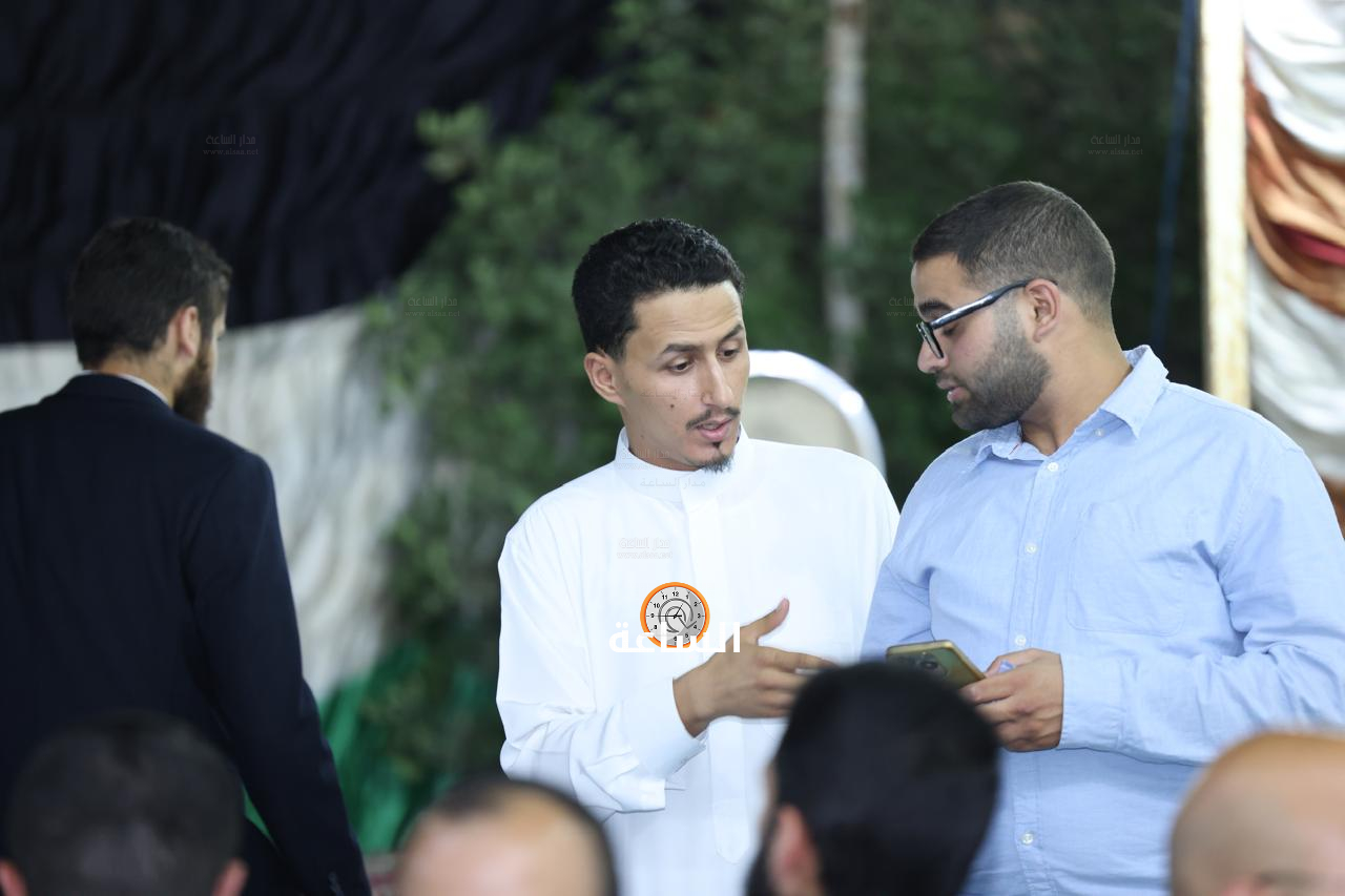 Madar Al-Saa Images 0.15705408157148393