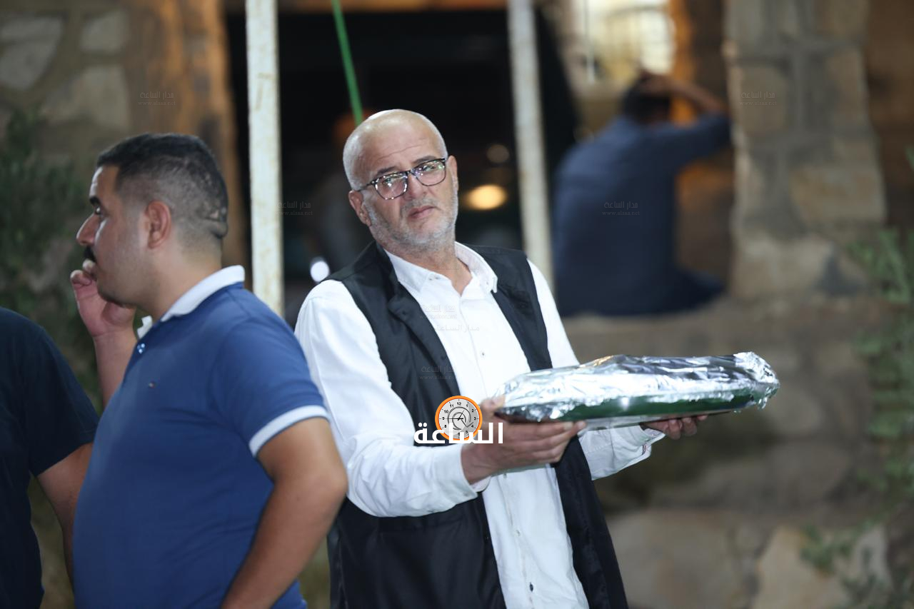 Madar Al-Saa Images 0.20838332199288756