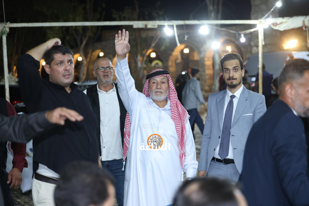 Madar Al-Saa Images 0.22221509472626355