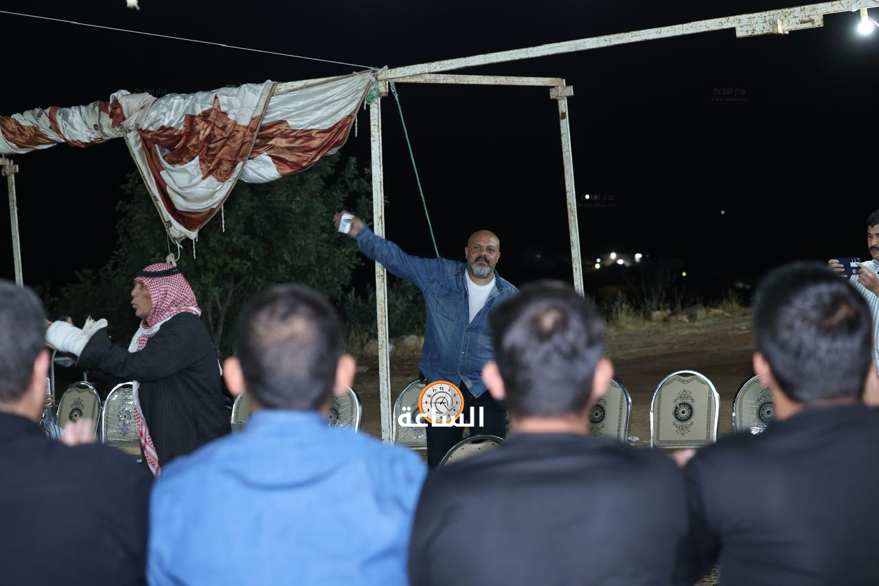 Madar Al-Saa Images 0.06247396357935764