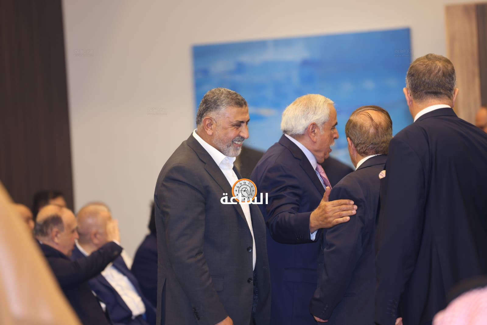 Madar Al-Saa Images 0.8832737928862402