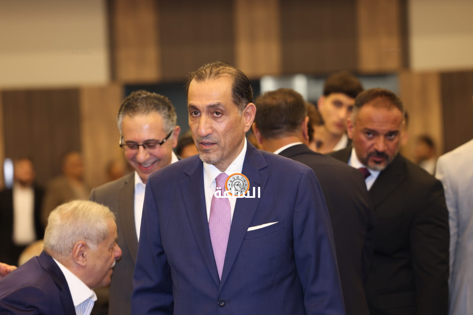 Madar Al-Saa Images 0.15346271113540721