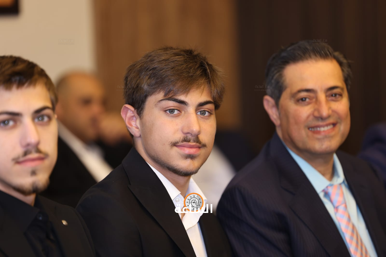 Madar Al-Saa Images 0.7576619169132374