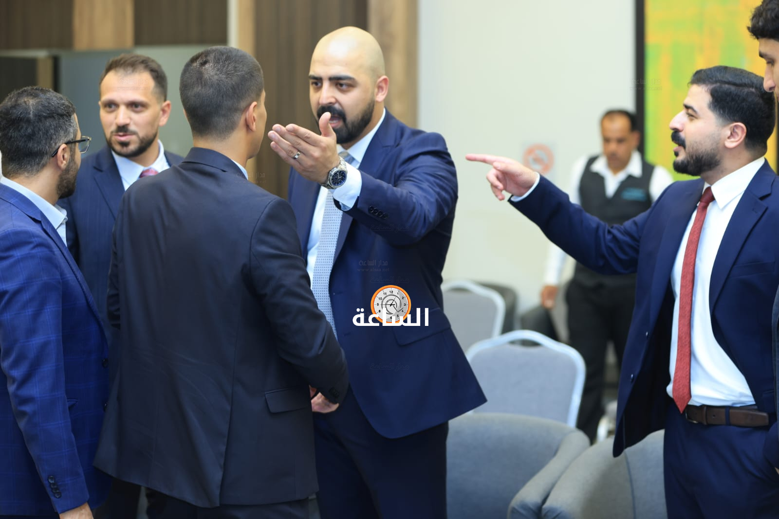 Madar Al-Saa Images 0.6392908312753847
