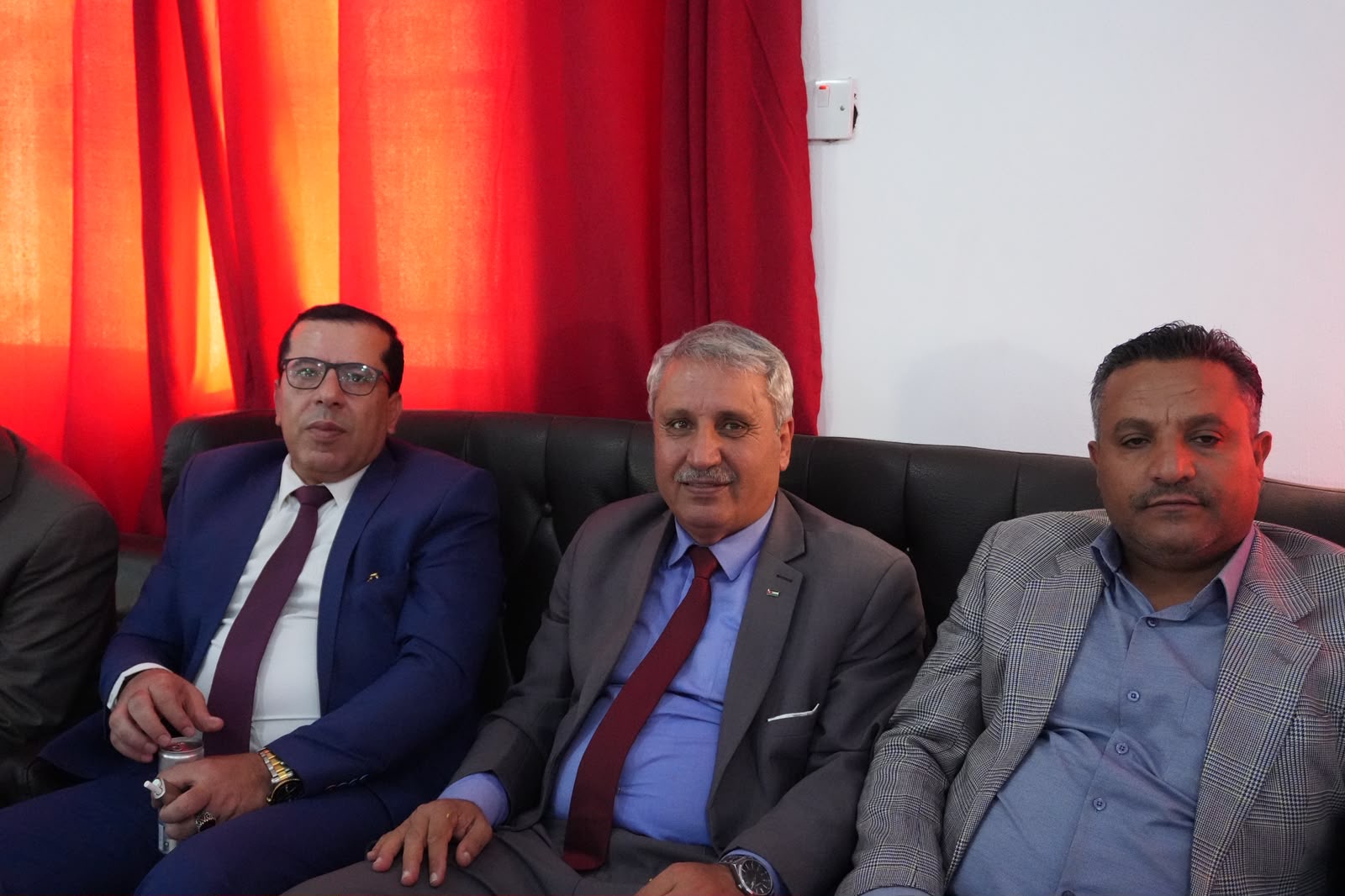 Madar Al-Saa Images 0.32023135476718123