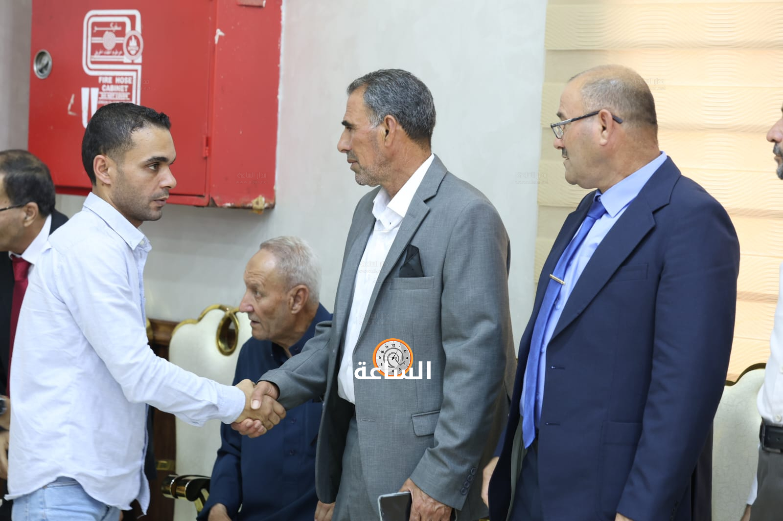 Madar Al-Saa Images 0.47056272798621124