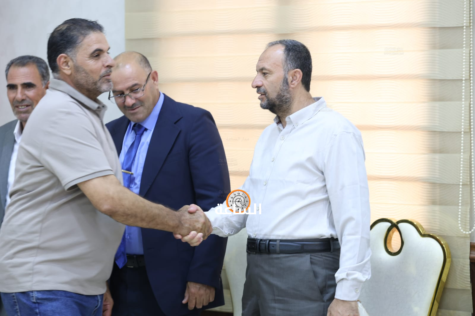 Madar Al-Saa Images 0.8419649134038908