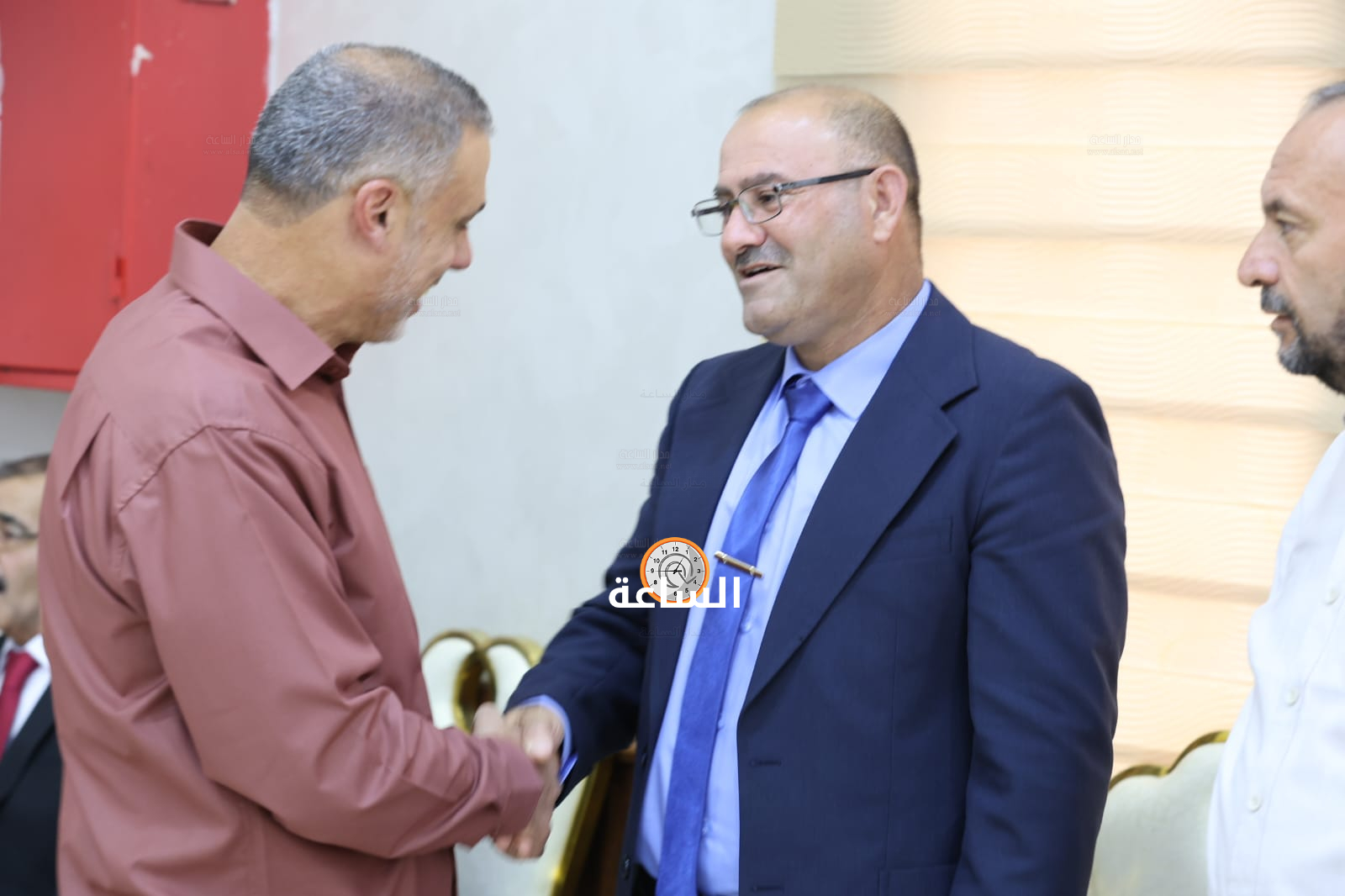 Madar Al-Saa Images 0.6195317068608917