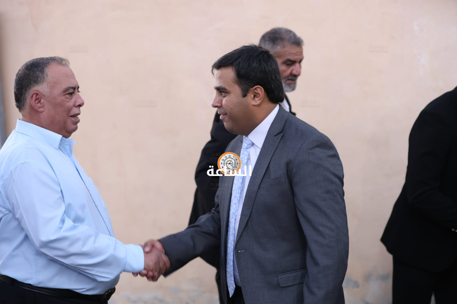 Madar Al-Saa Images 0.9916834100843261