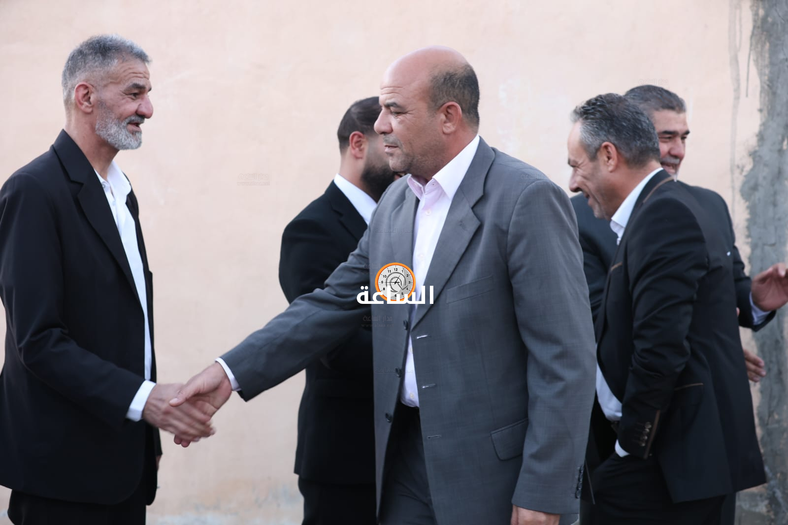 Madar Al-Saa Images 0.8669775331003425