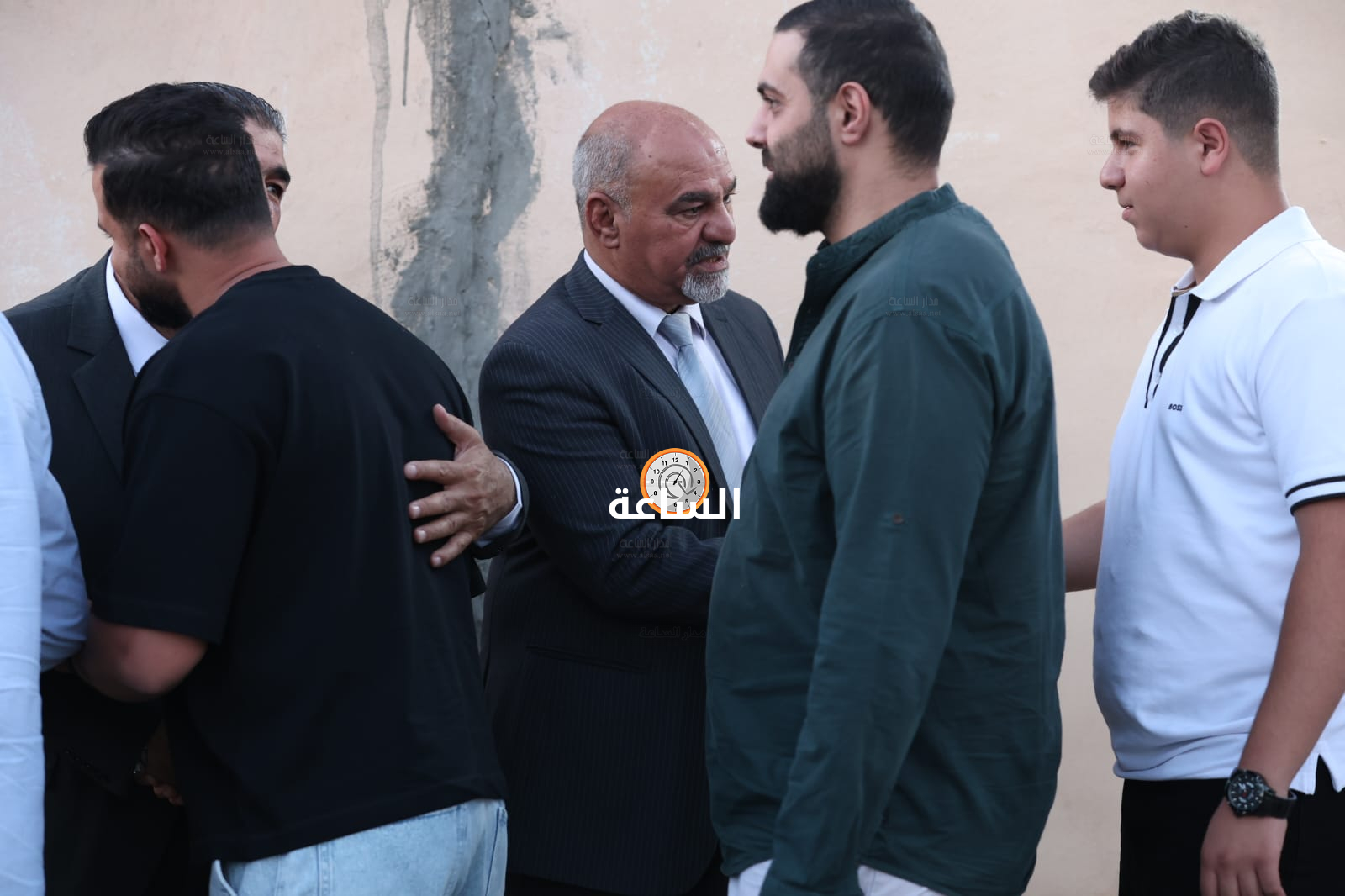 Madar Al-Saa Images 0.6982759725946395