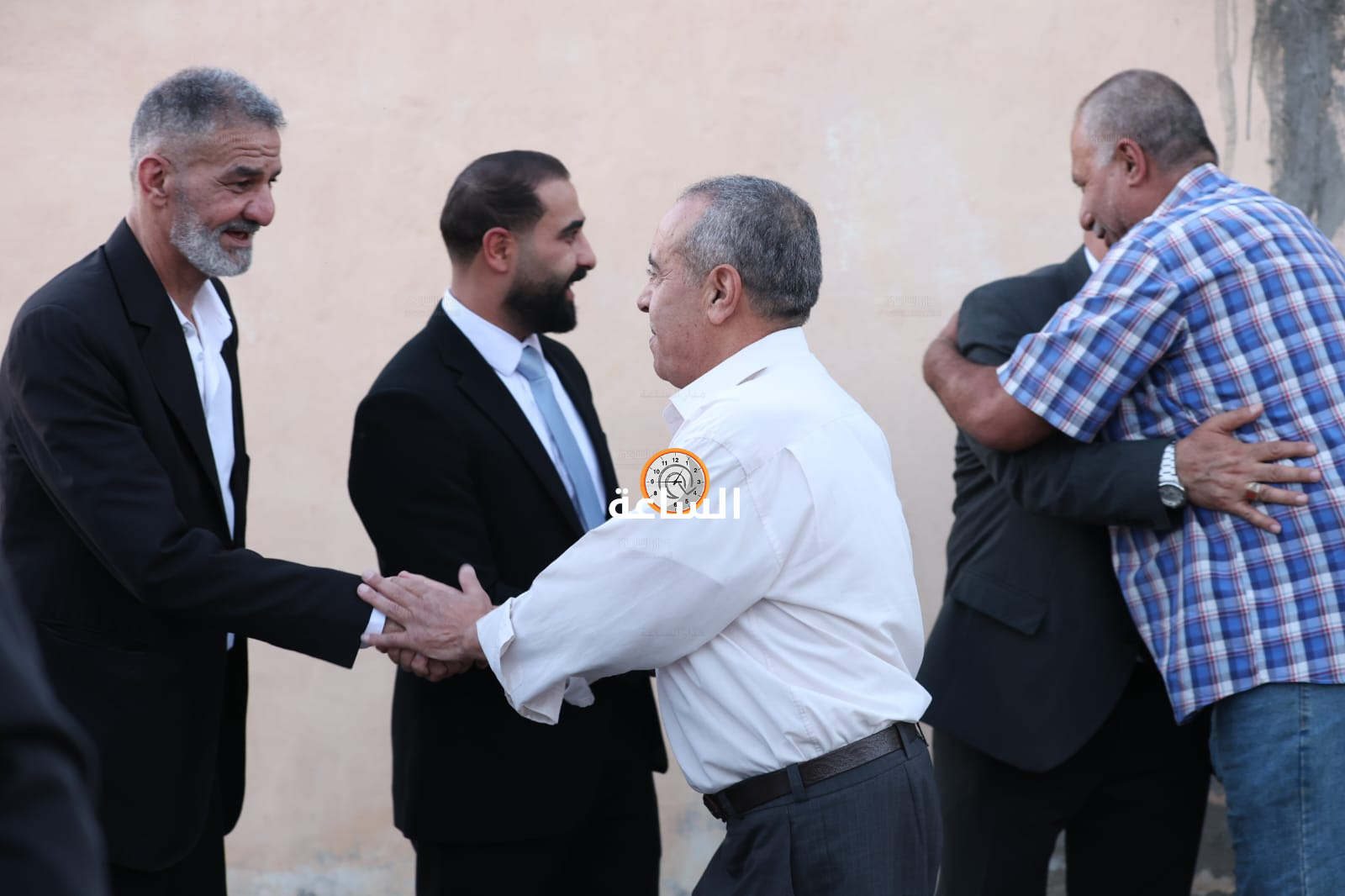 Madar Al-Saa Images 0.33516479678801236