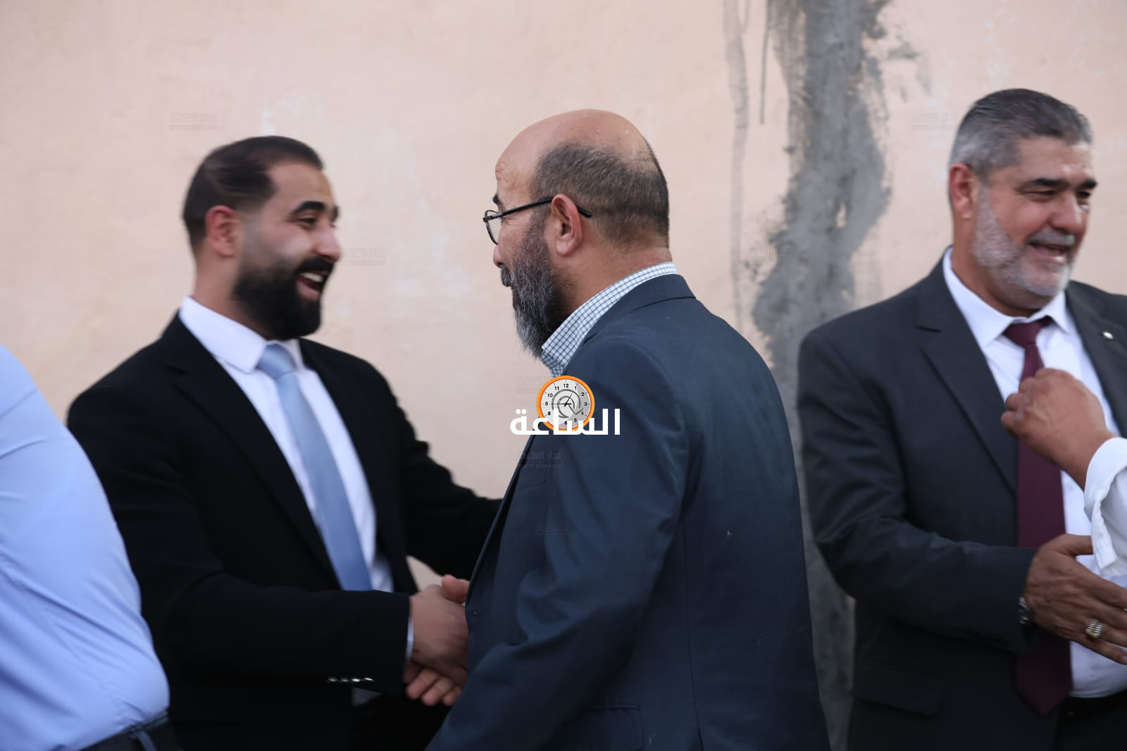 Madar Al-Saa Images 0.8391270711969444