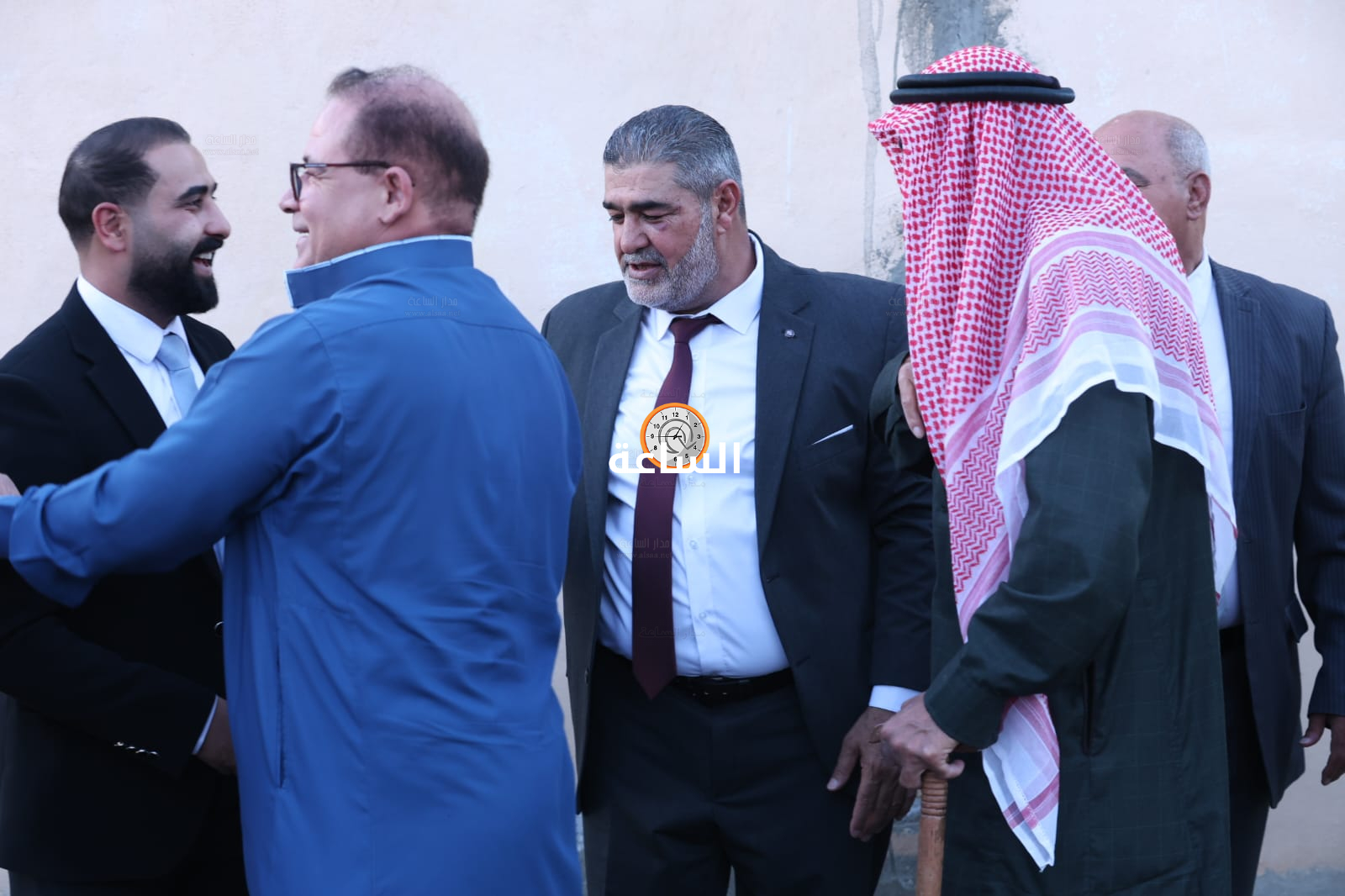 Madar Al-Saa Images 0.49262347858834454
