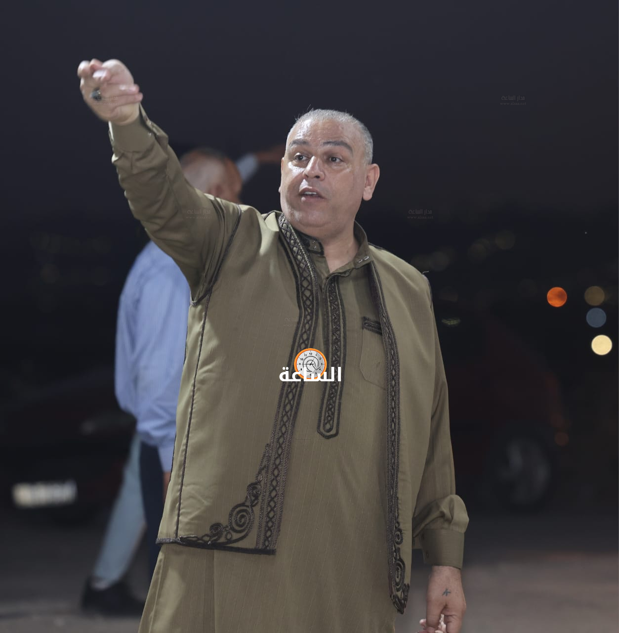 Madar Al-Saa Images 0.4072684158422023