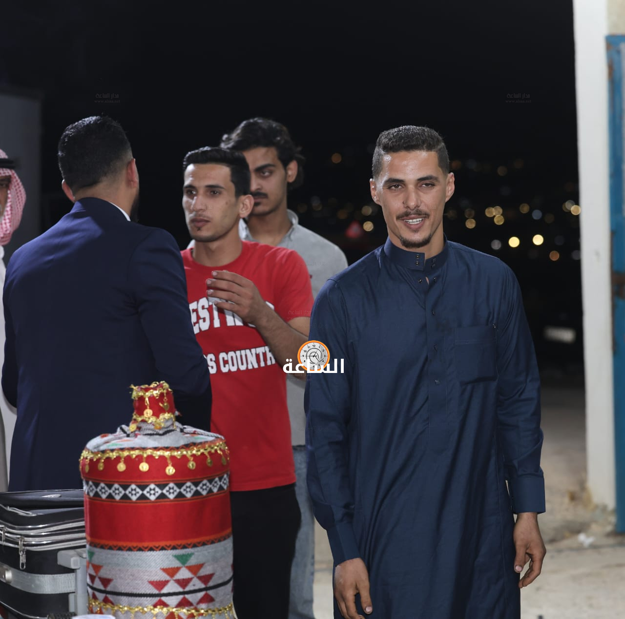 Madar Al-Saa Images 0.42574727891899833