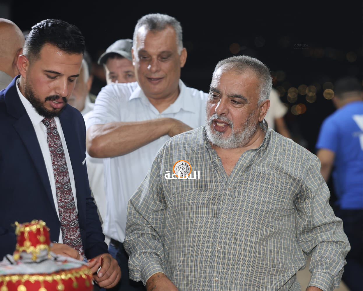 Madar Al-Saa Images 0.41987934355857126