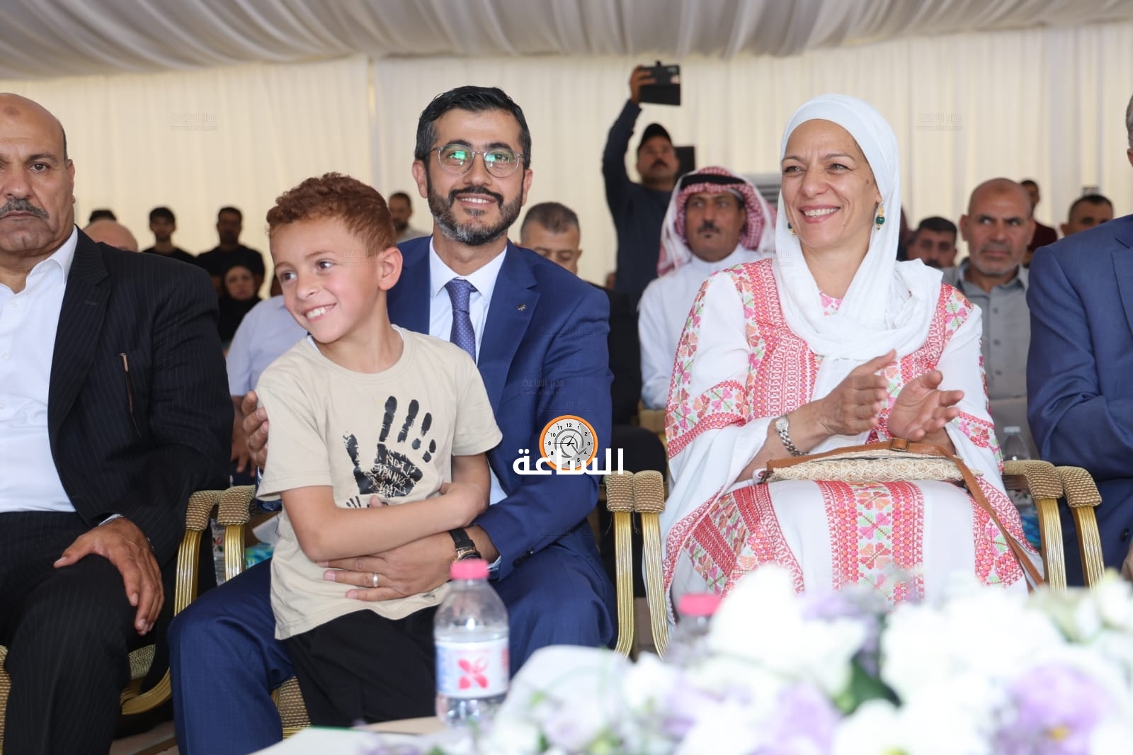 Madar Al-Saa Images 0.14875330104644813