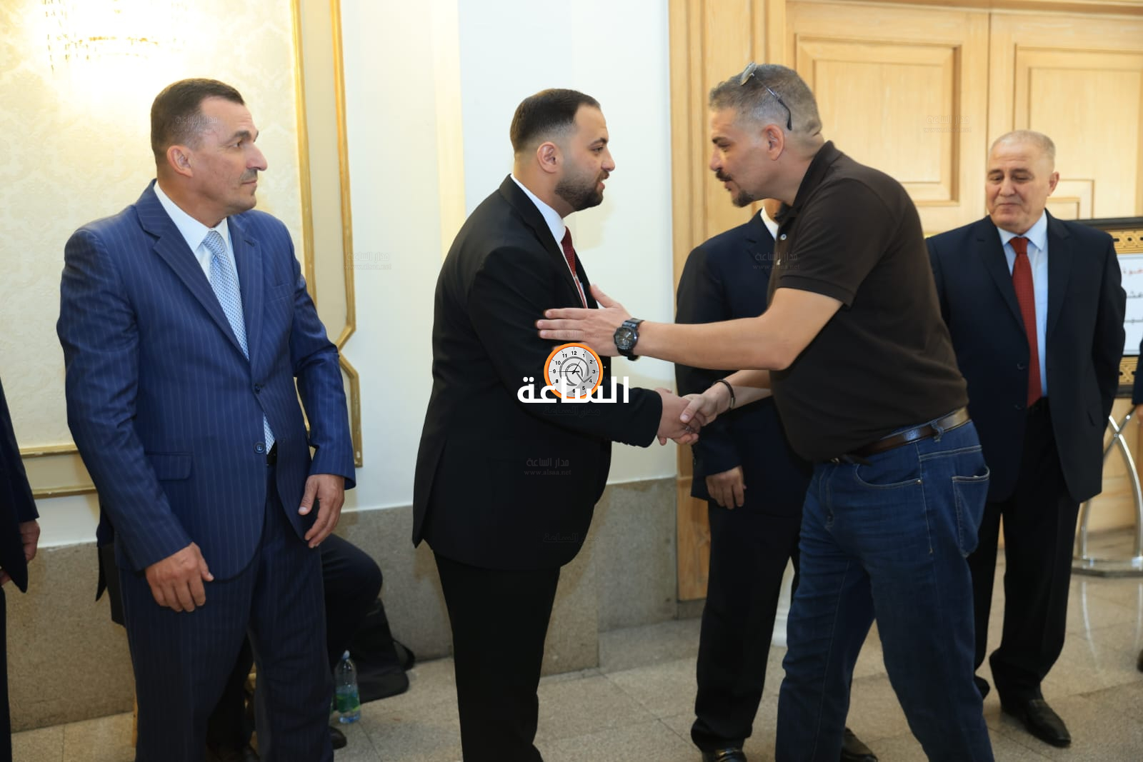 Madar Al-Saa Images 0.04159687152230762