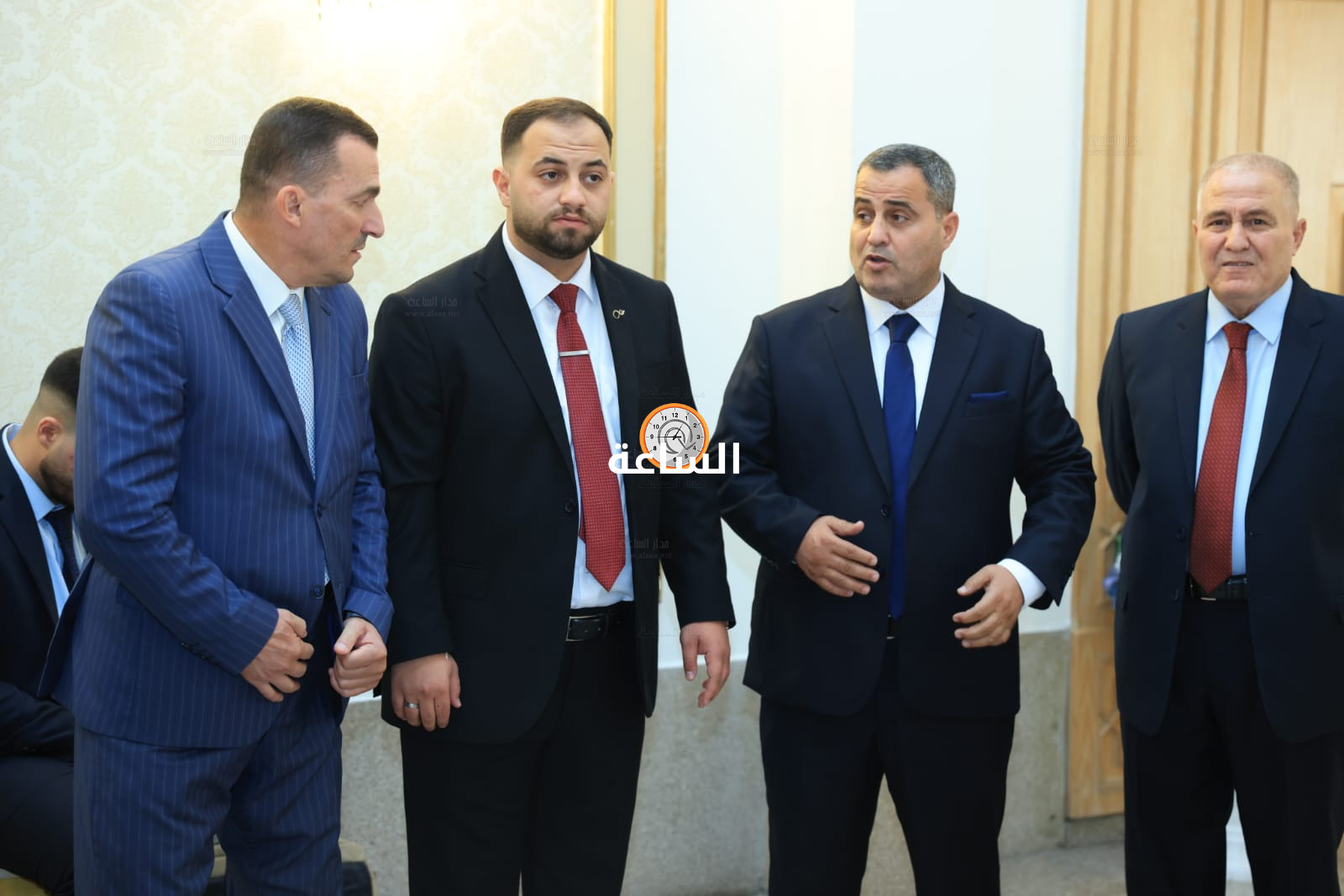 Madar Al-Saa Images 0.2881523686809978