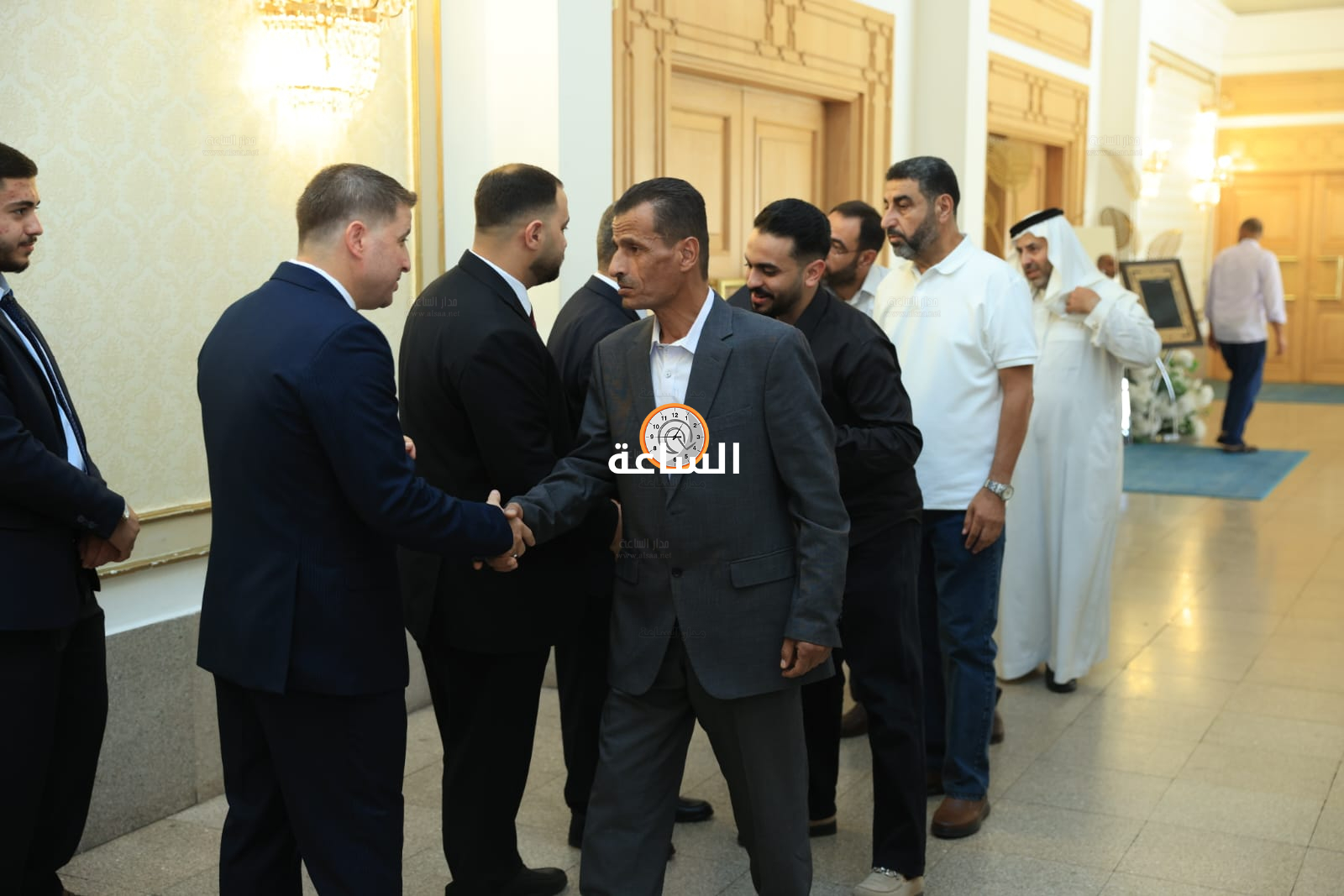 Madar Al-Saa Images 0.23948663706468631