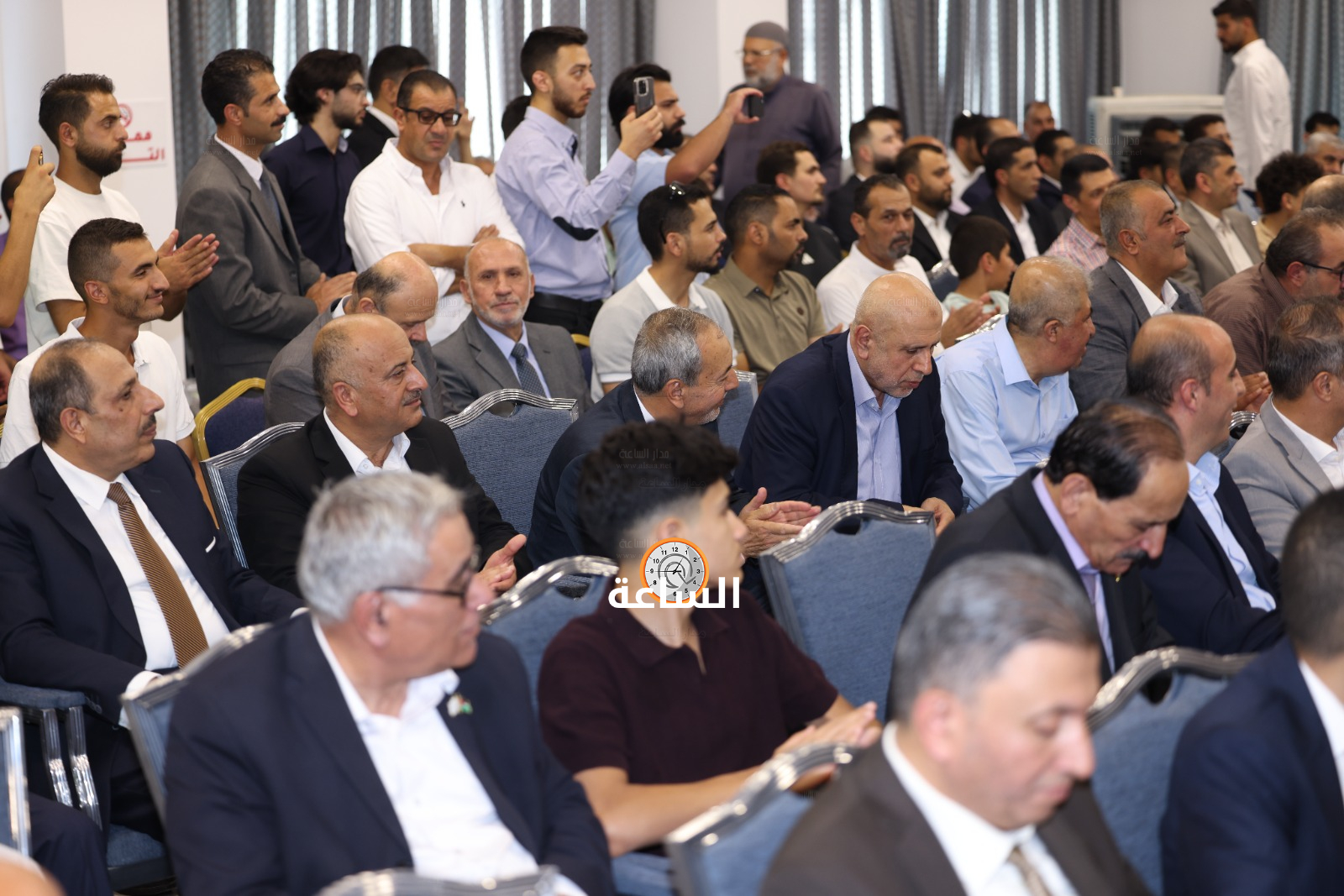 Madar Al-Saa Images 0.984491027292768
