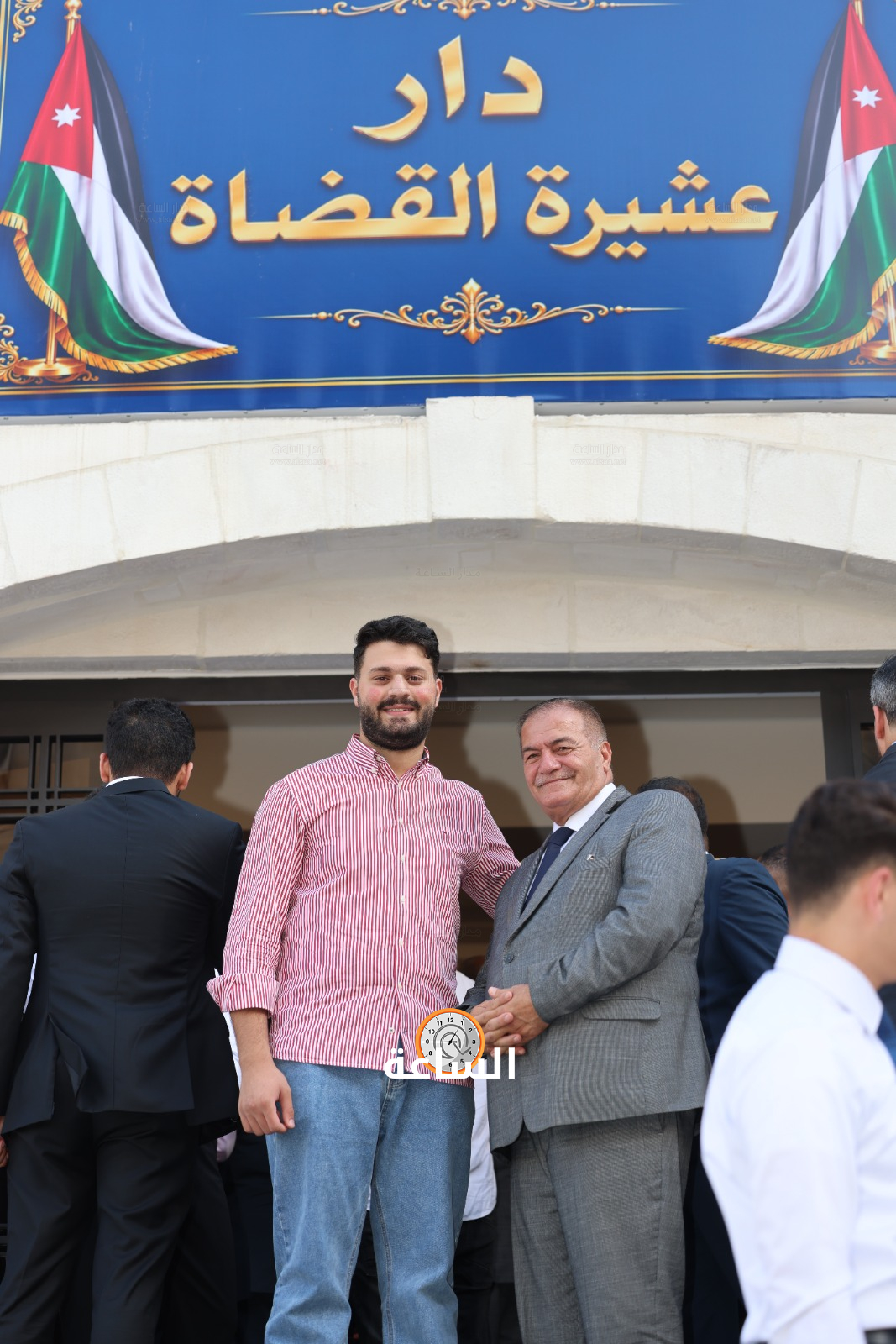 Madar Al-Saa Images 0.29493369047470785