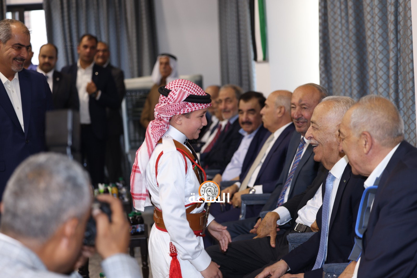 Madar Al-Saa Images 0.8722852948812475
