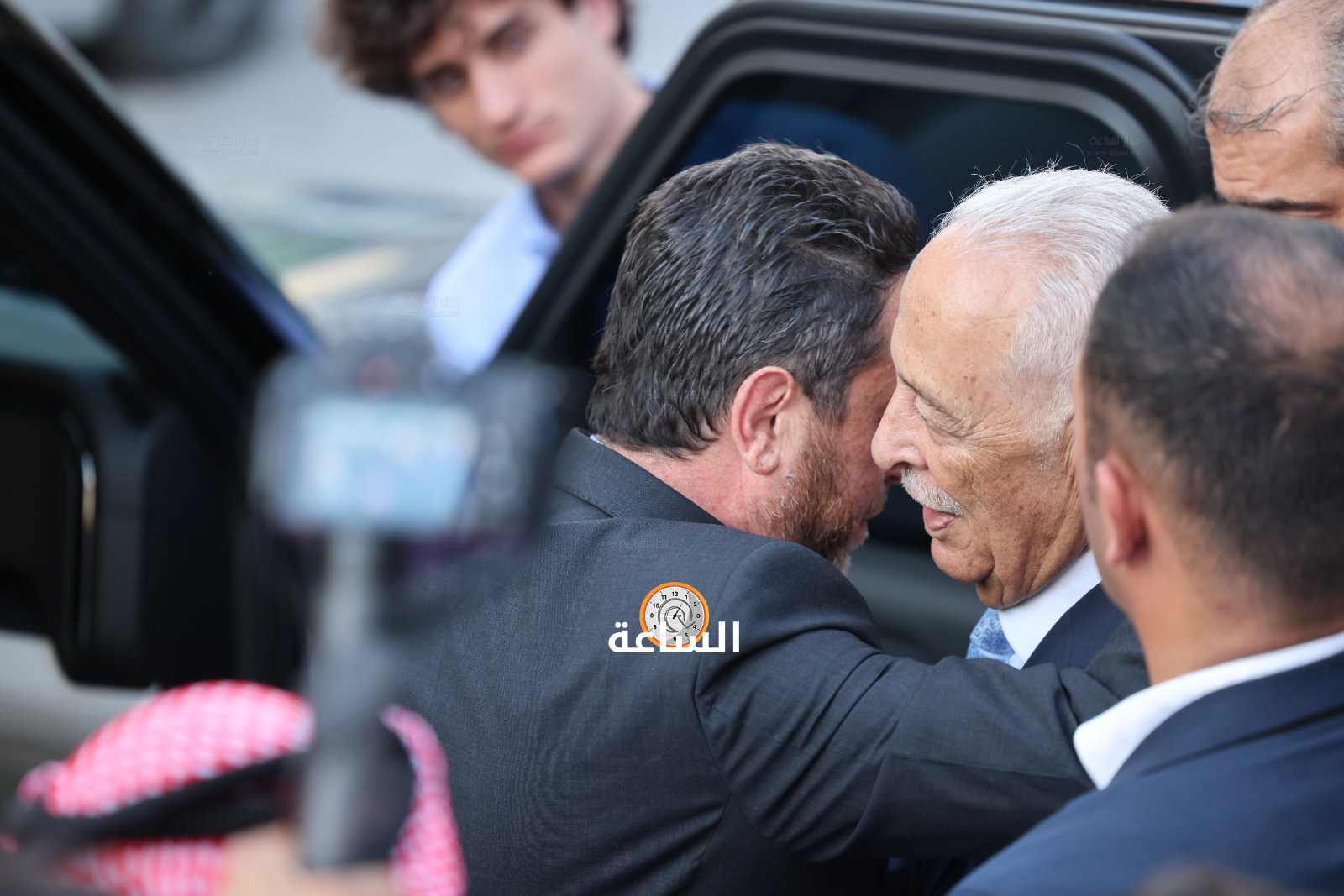 Madar Al-Saa Images 0.16666963590669692