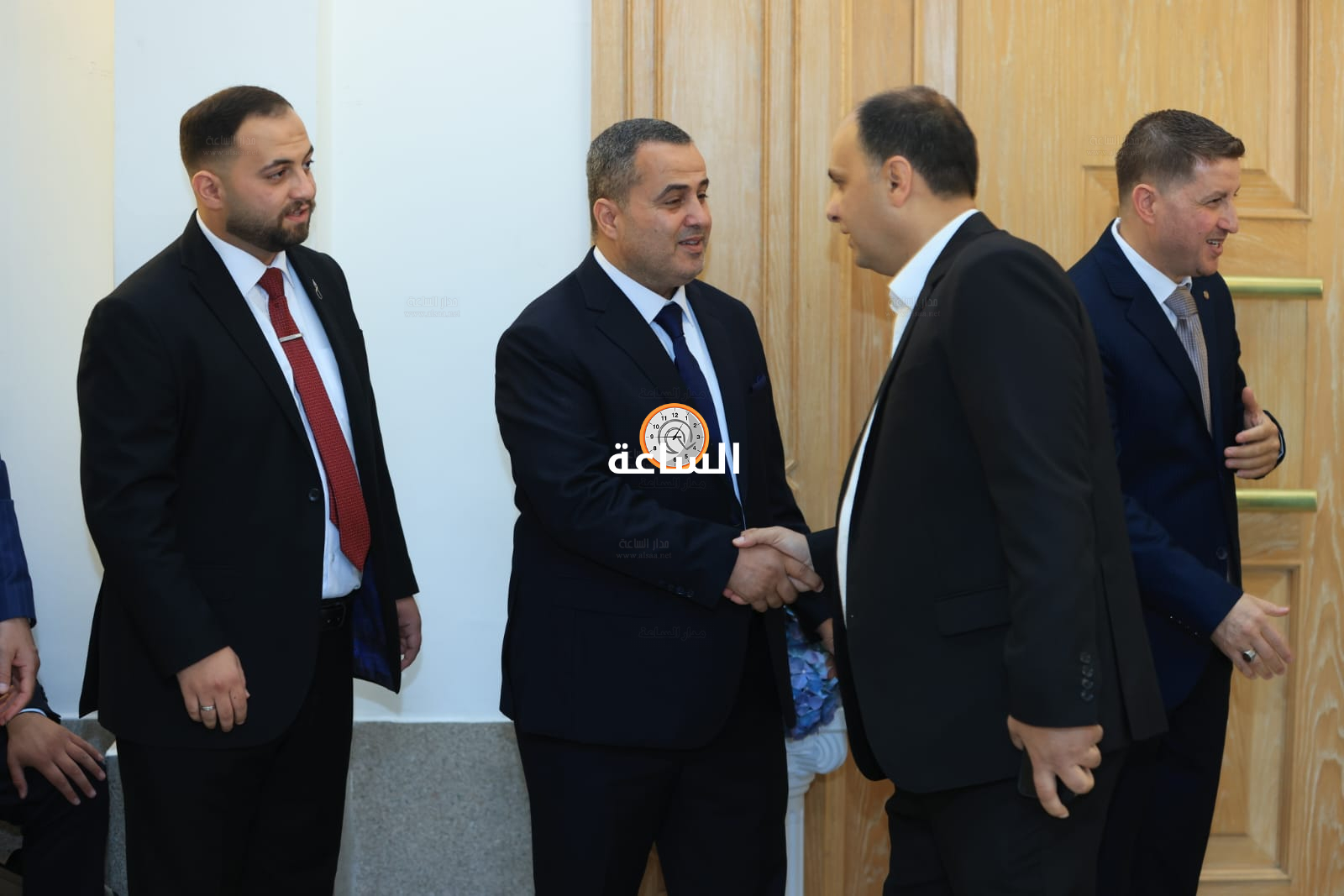 Madar Al-Saa Images 0.6370090774855519