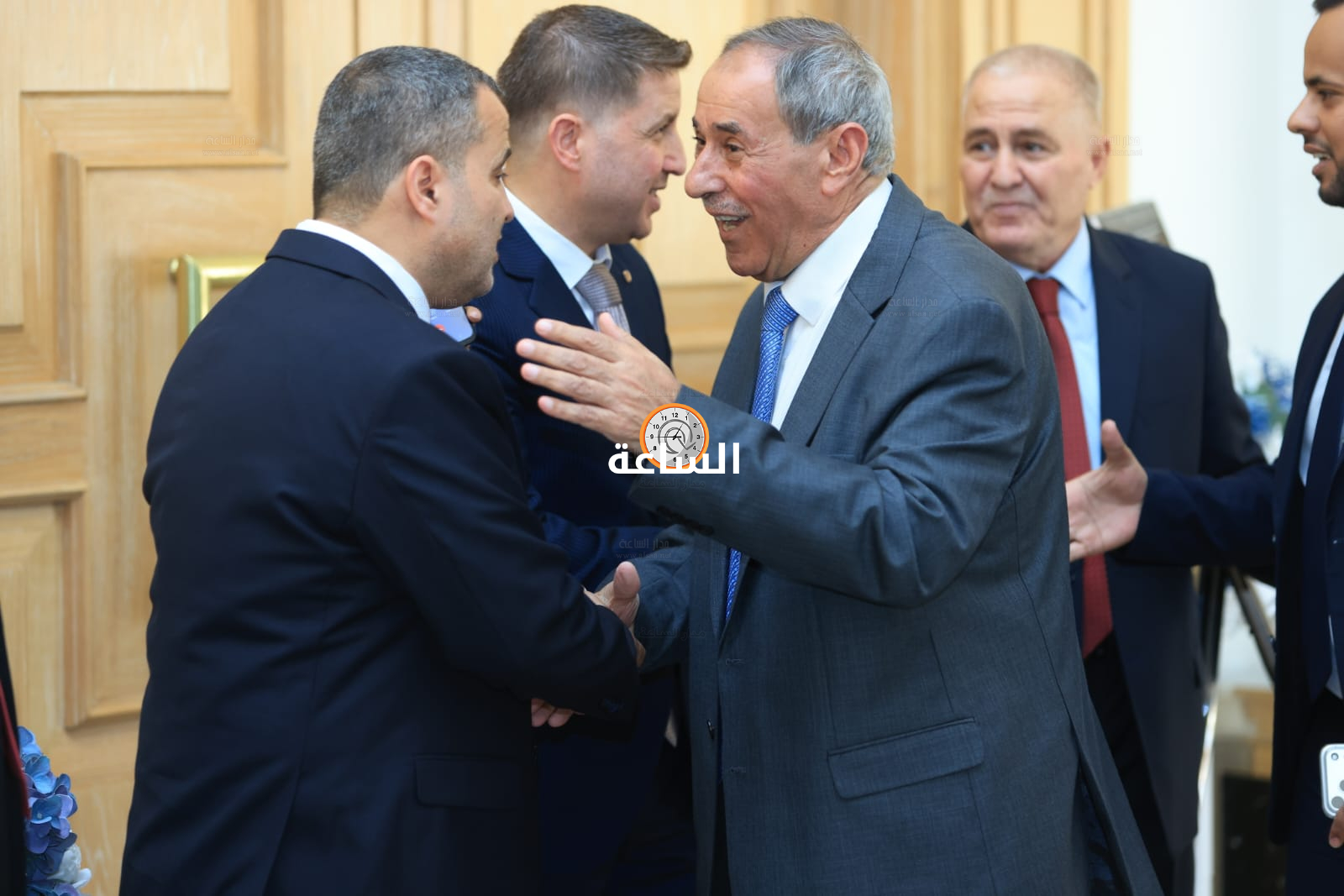 Madar Al-Saa Images 0.6769979719120587