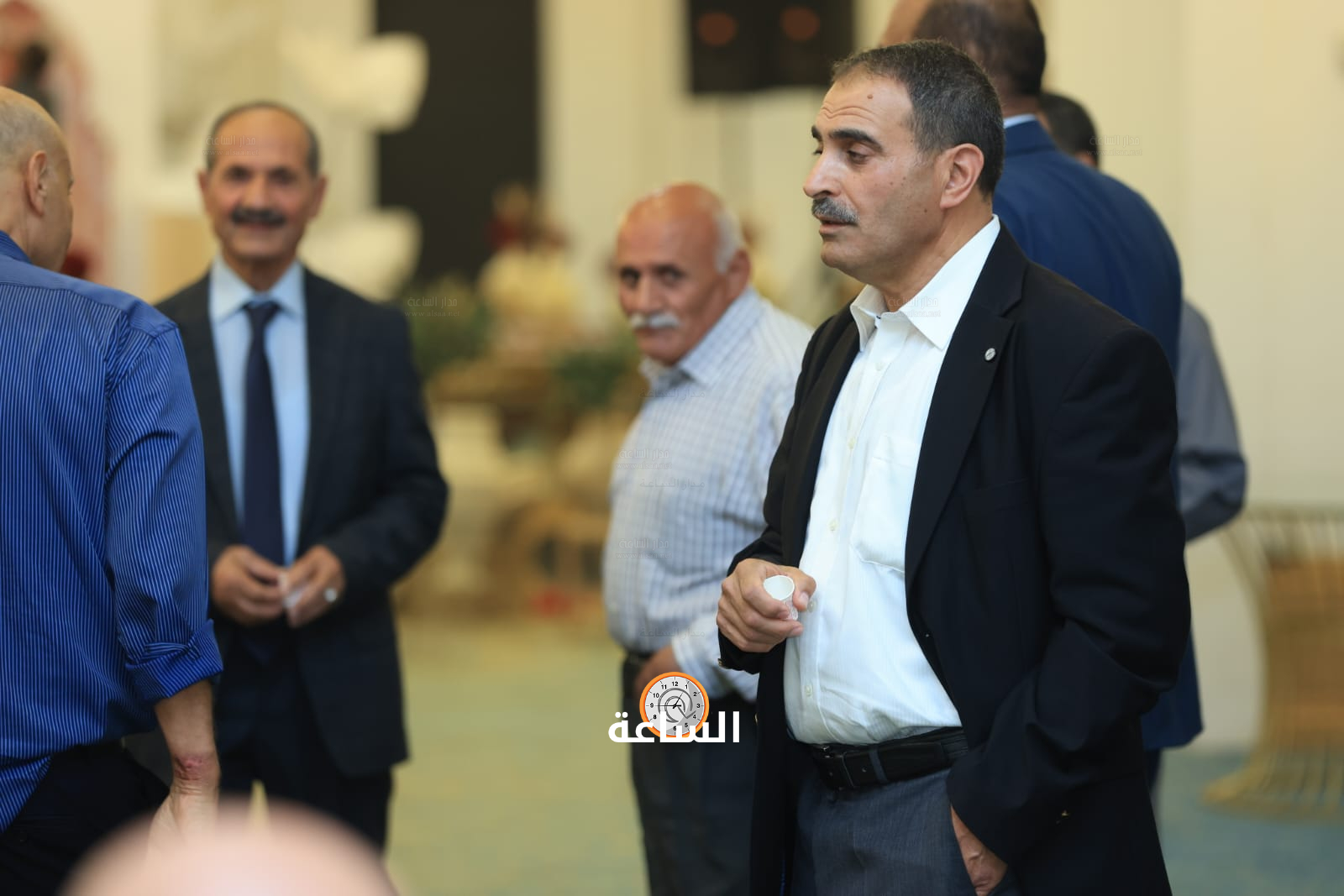 Madar Al-Saa Images 0.4322485943499471