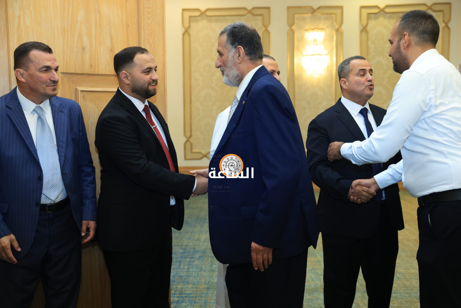 Madar Al-Saa Images 0.6501716739328417