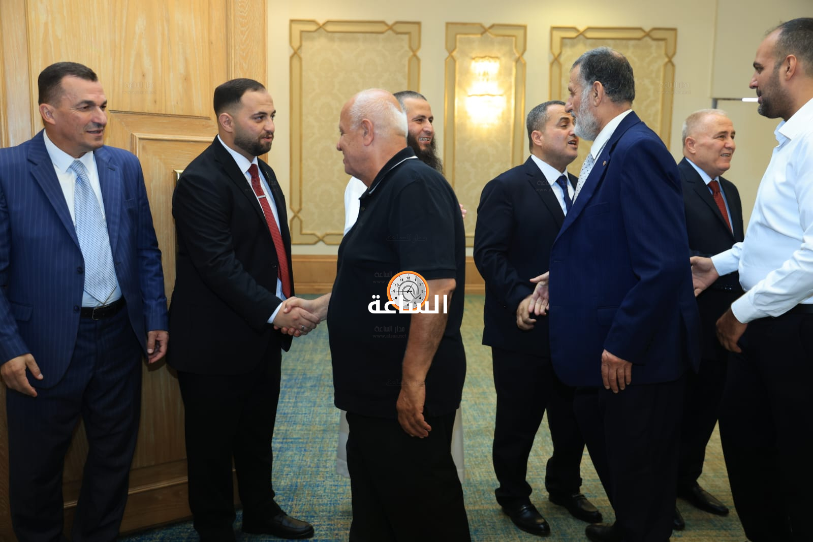 Madar Al-Saa Images 0.6371516912904753