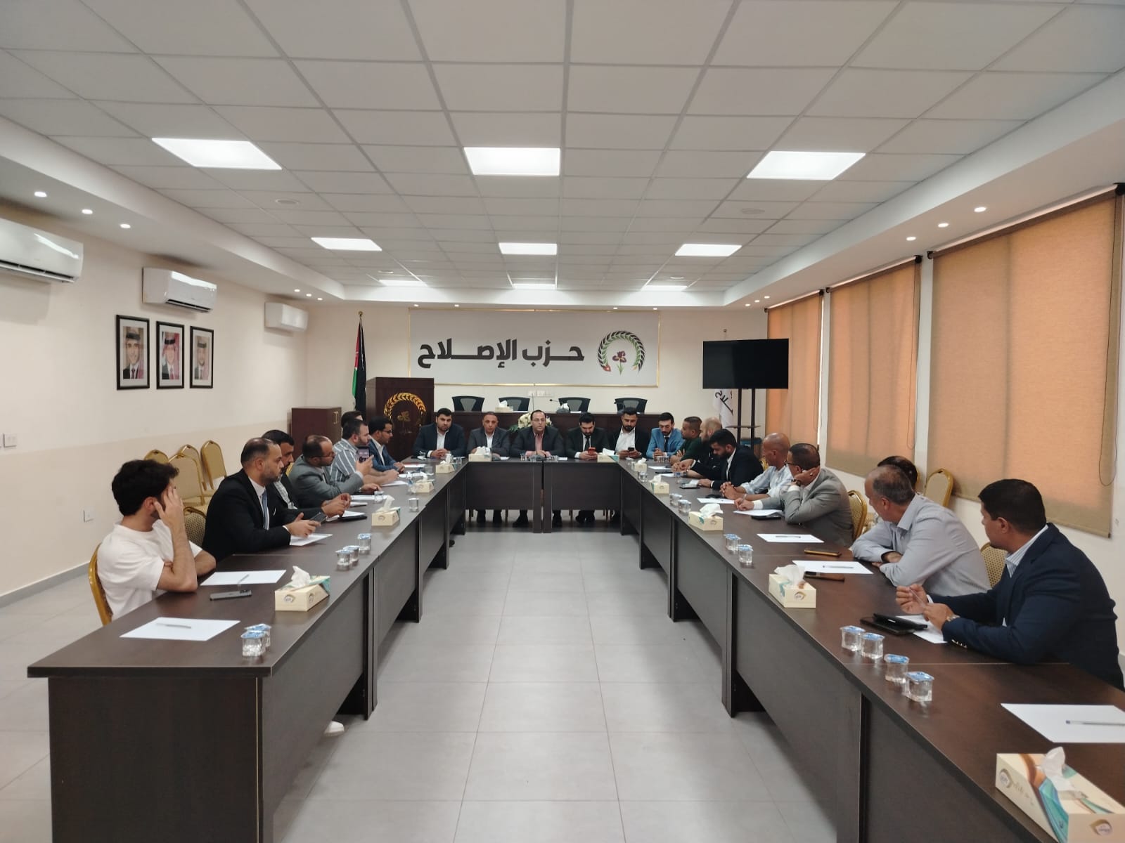Madar Al-Saa Images 0.29385174582070883