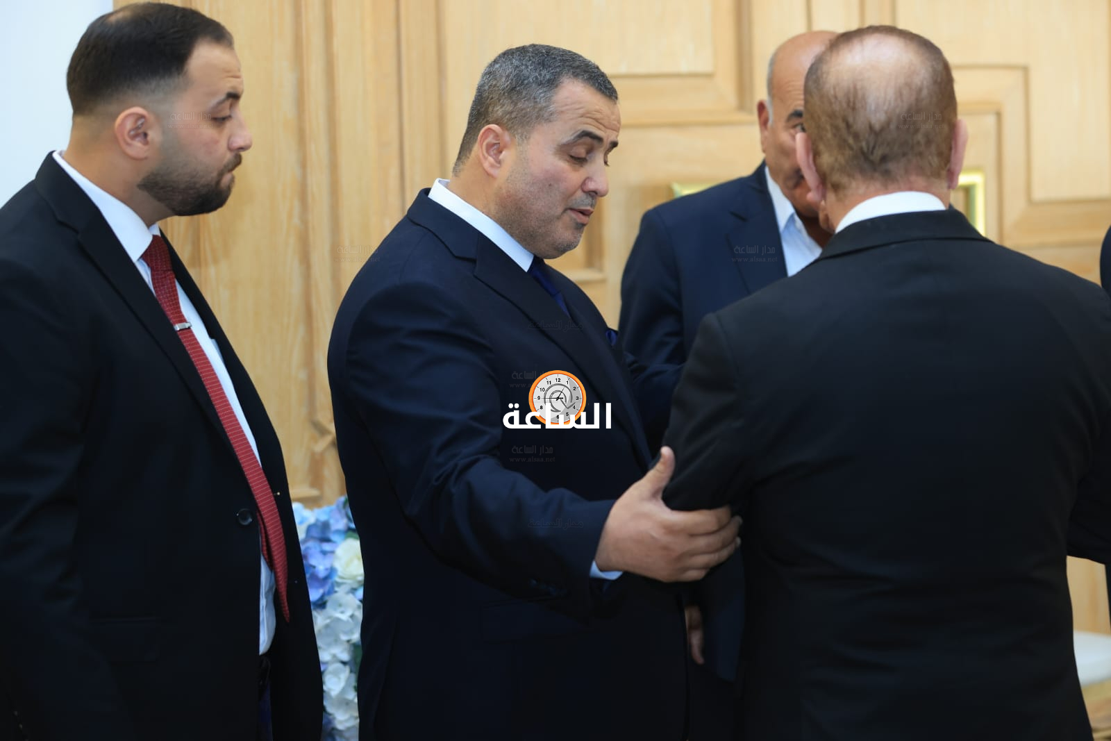 Madar Al-Saa Images 0.11834047710618067
